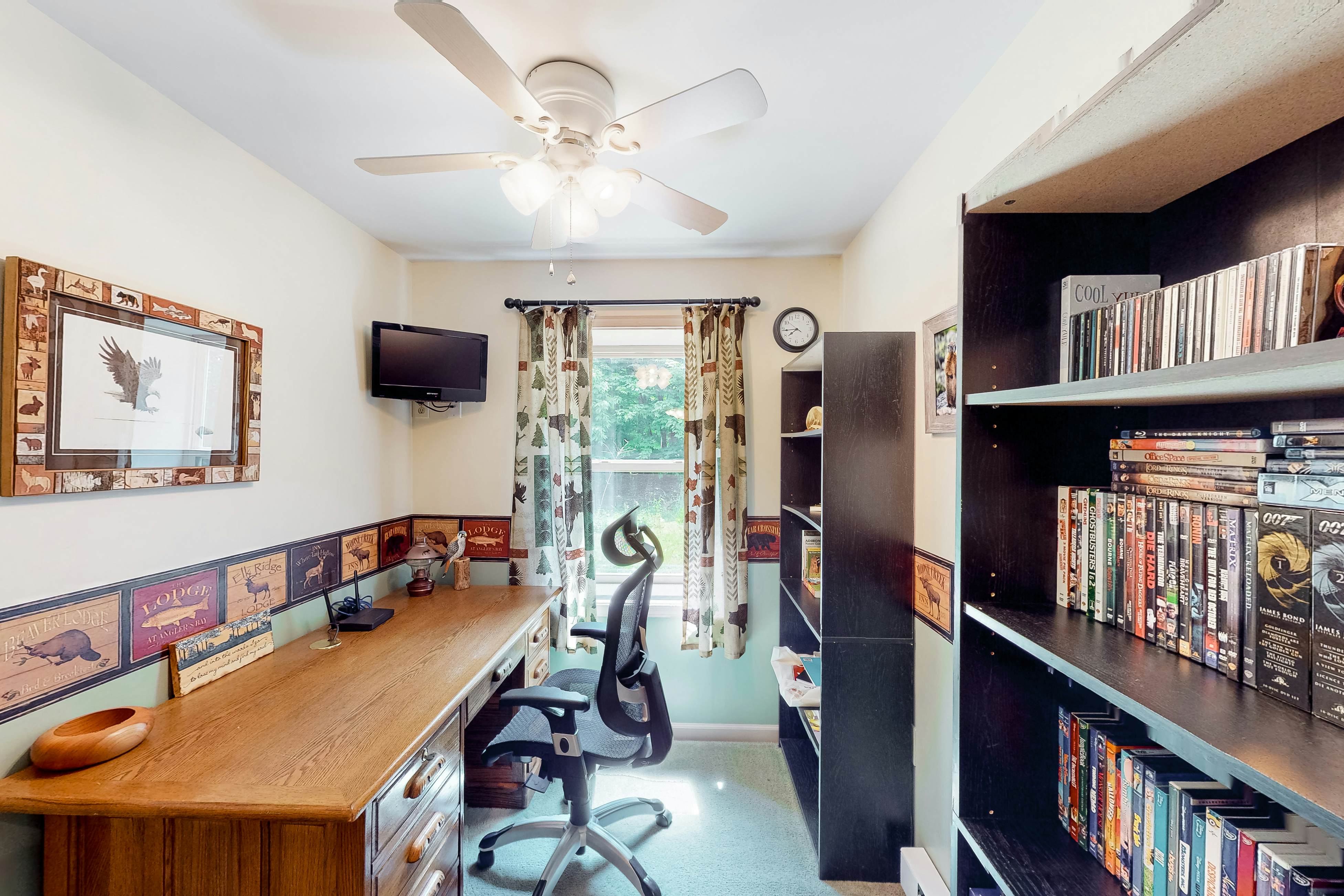 Whistle and Quill Lodge