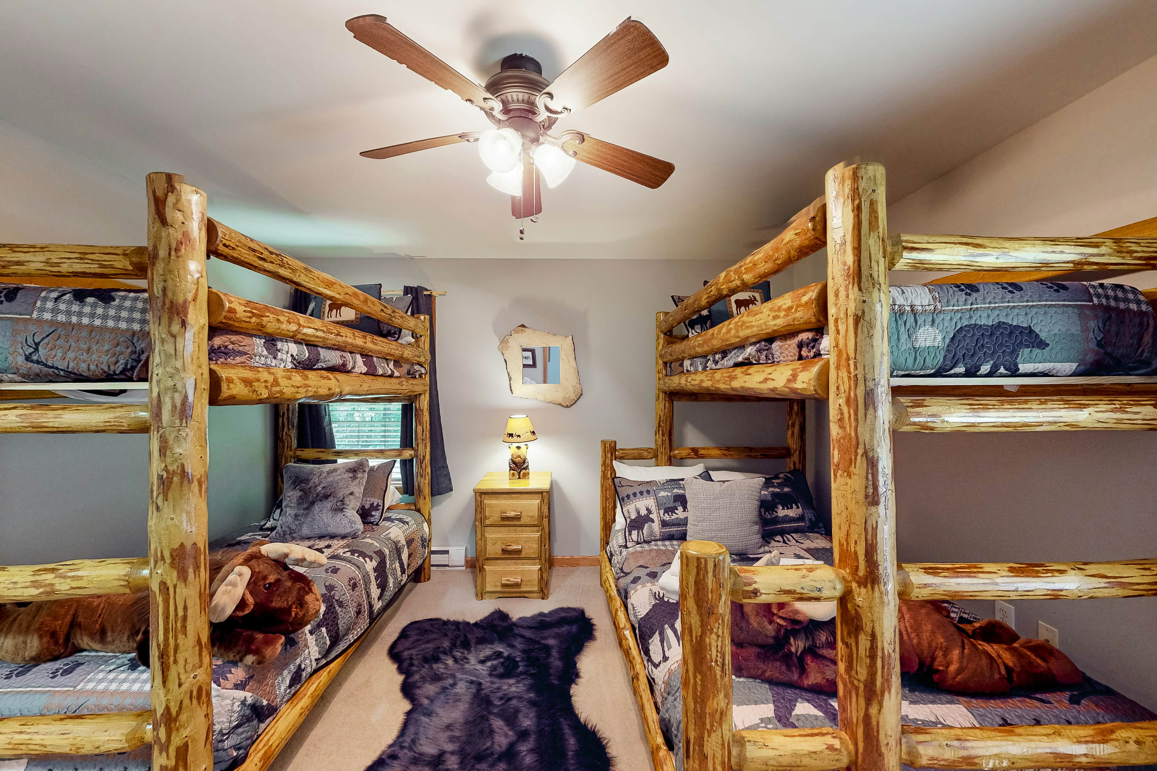 Whistle and Quill Lodge