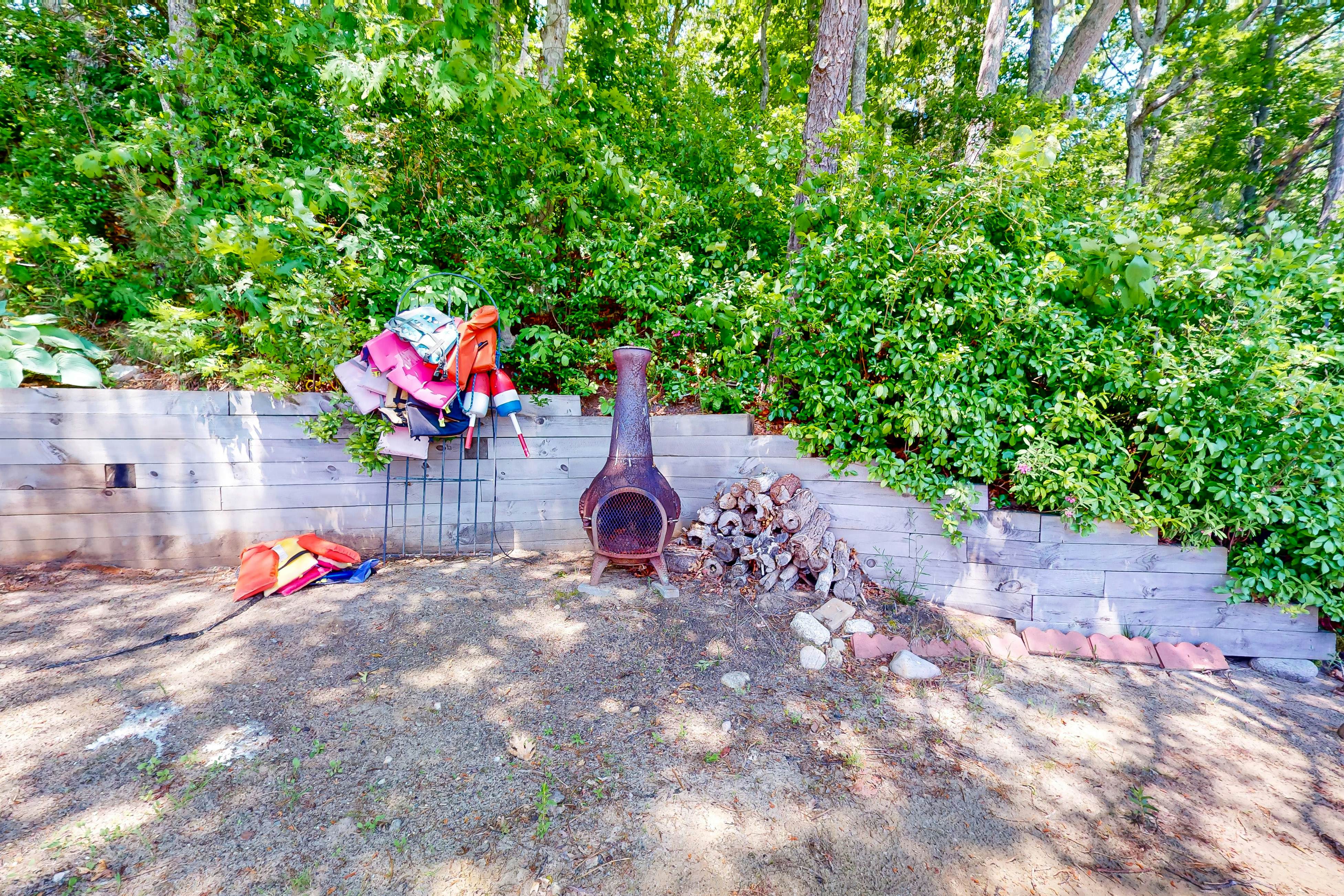 The Lakeside Landing