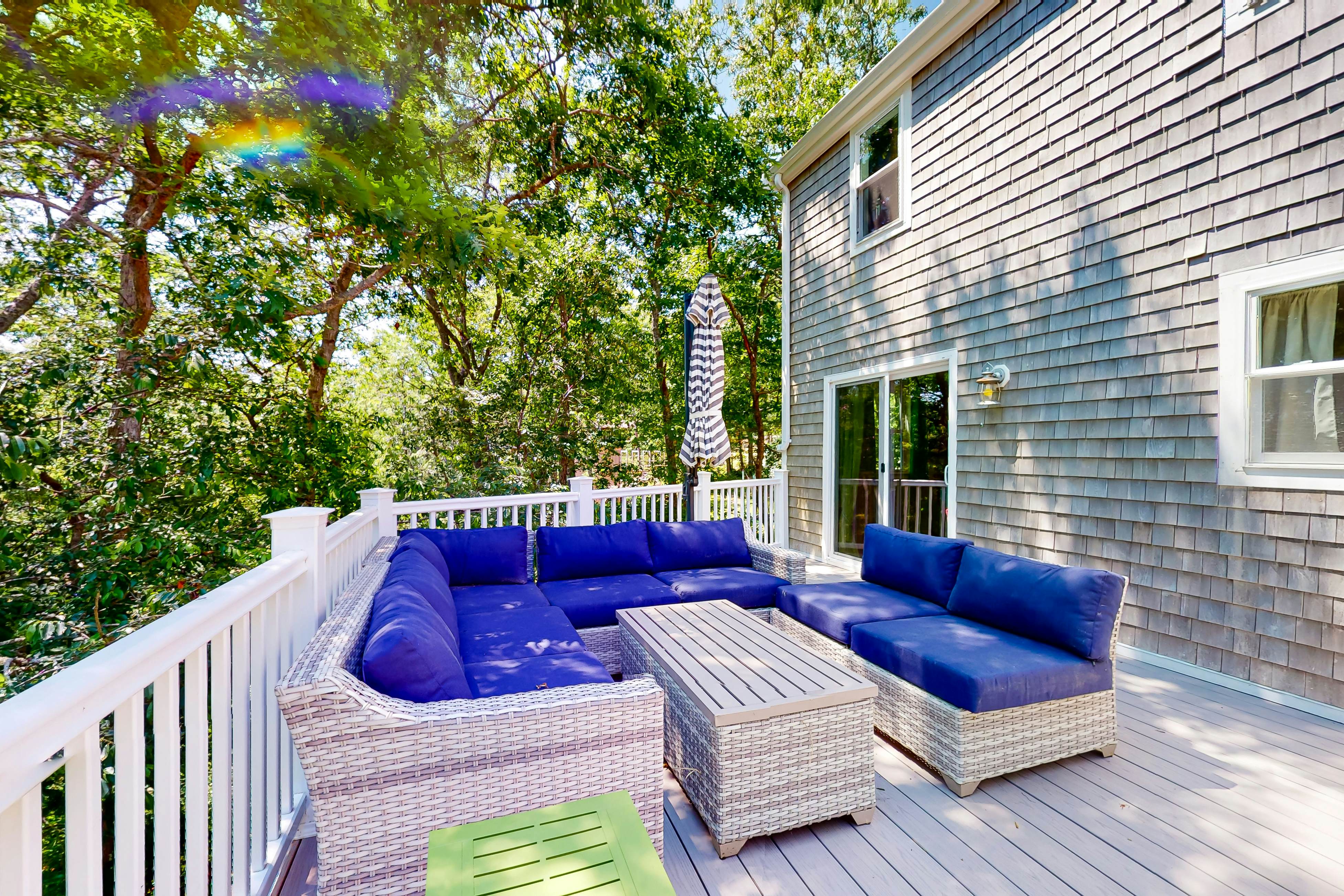 The Lakeside Landing