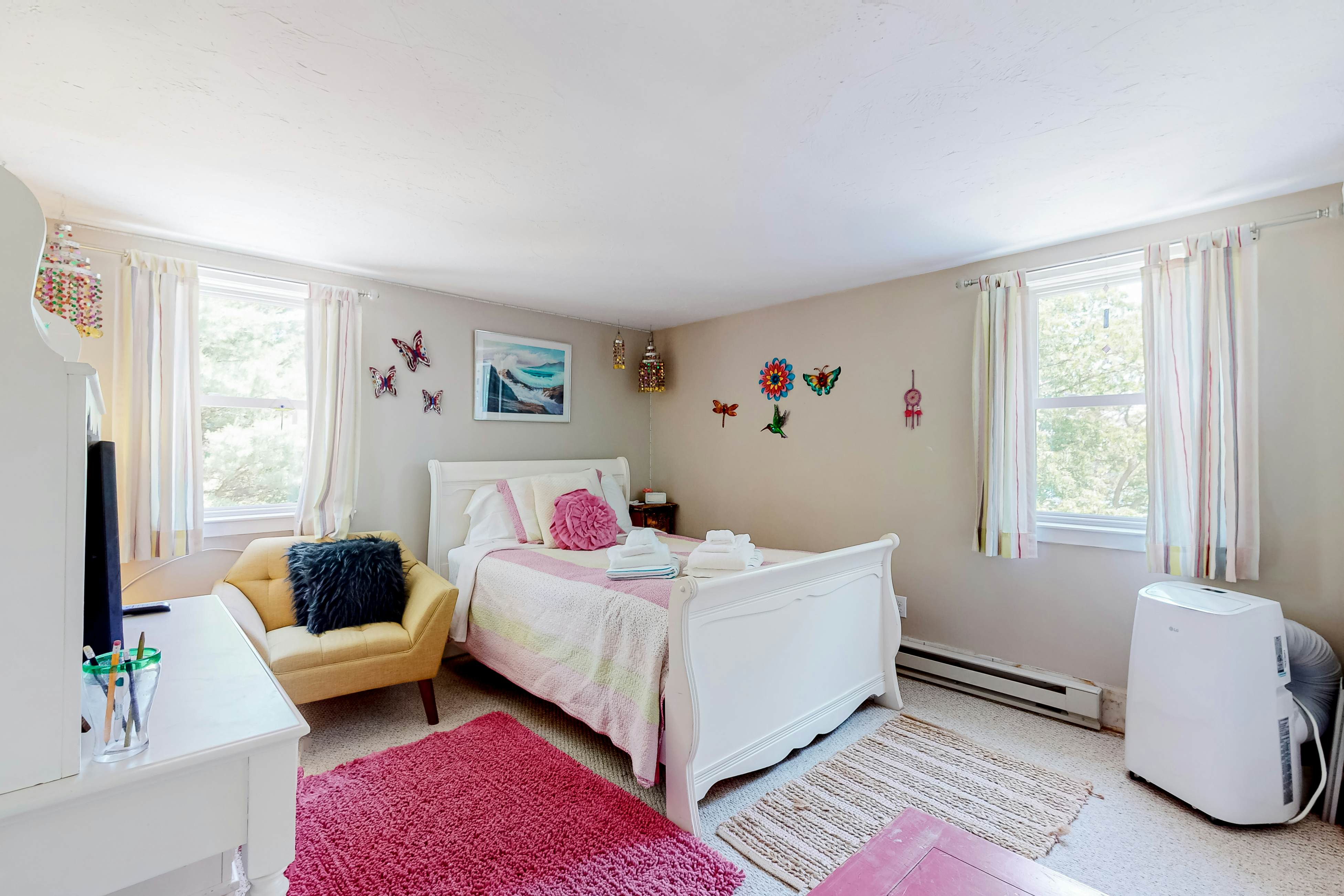 The Lakeside Landing