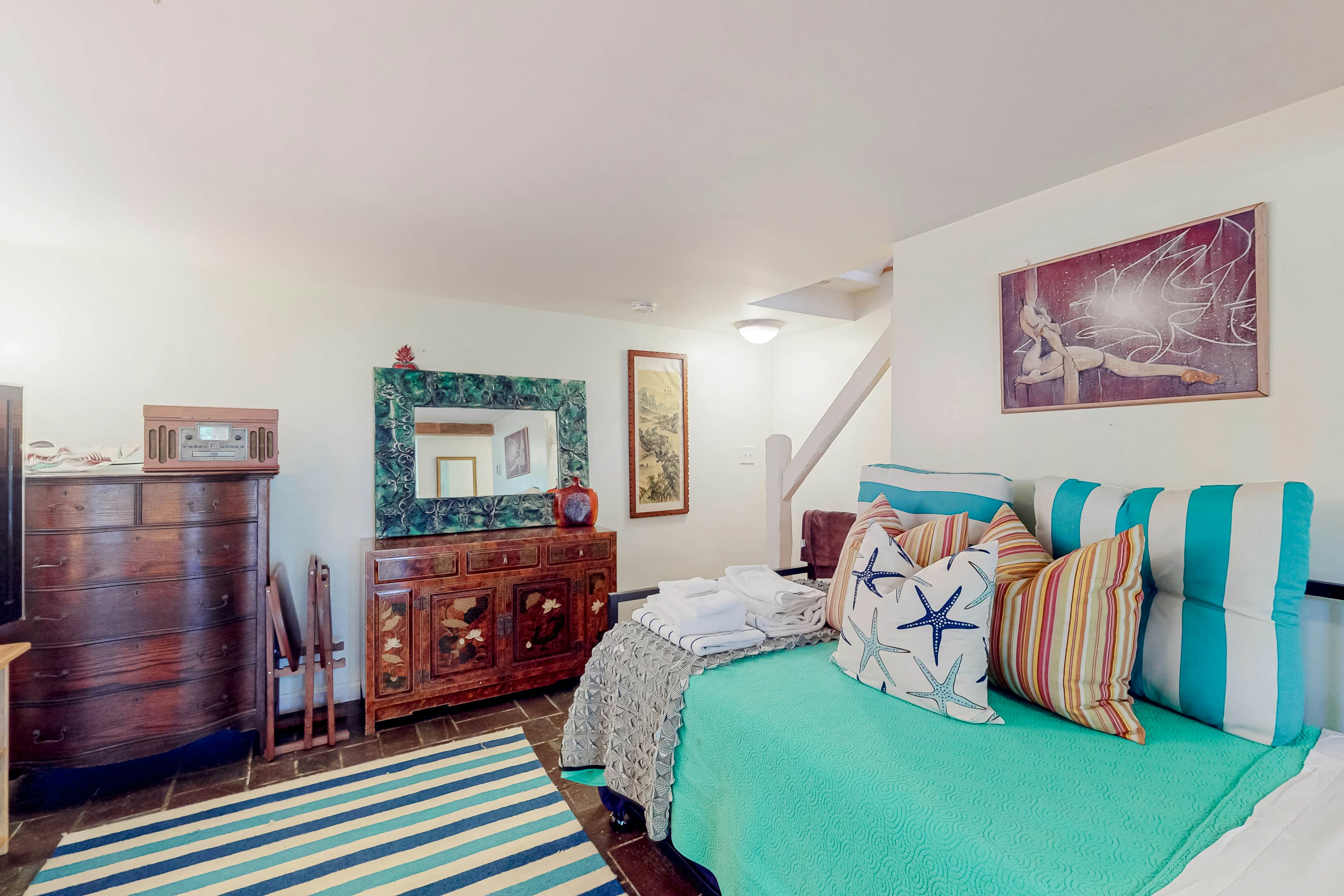 The Lakeside Landing