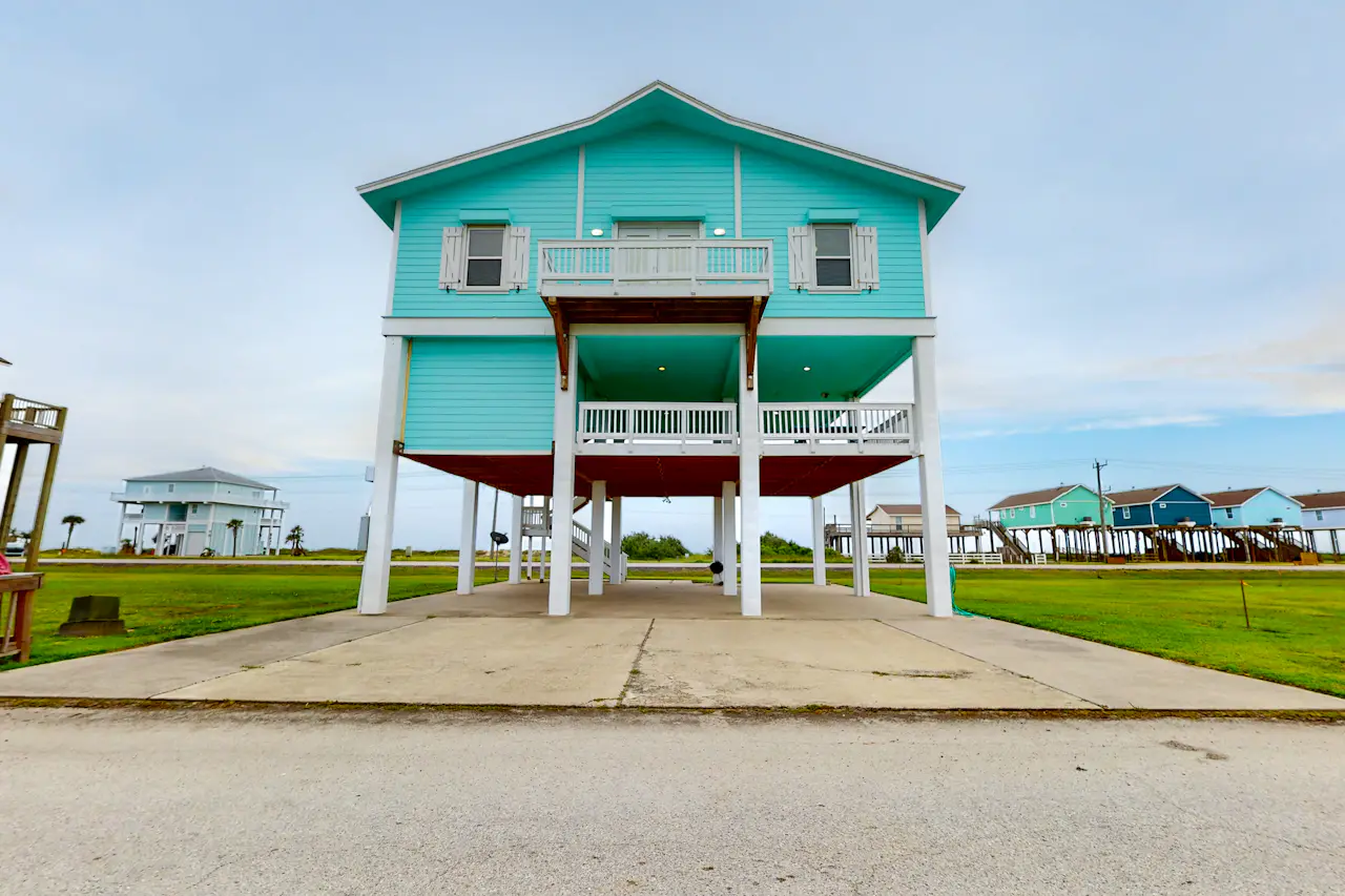 Island Home 3 BD Gilchrist, TX Vacation Rental Vacasa