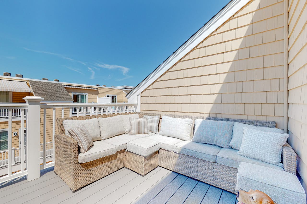 Beach House 307 3 BD Hampton, NH Vacation Rental Vacasa