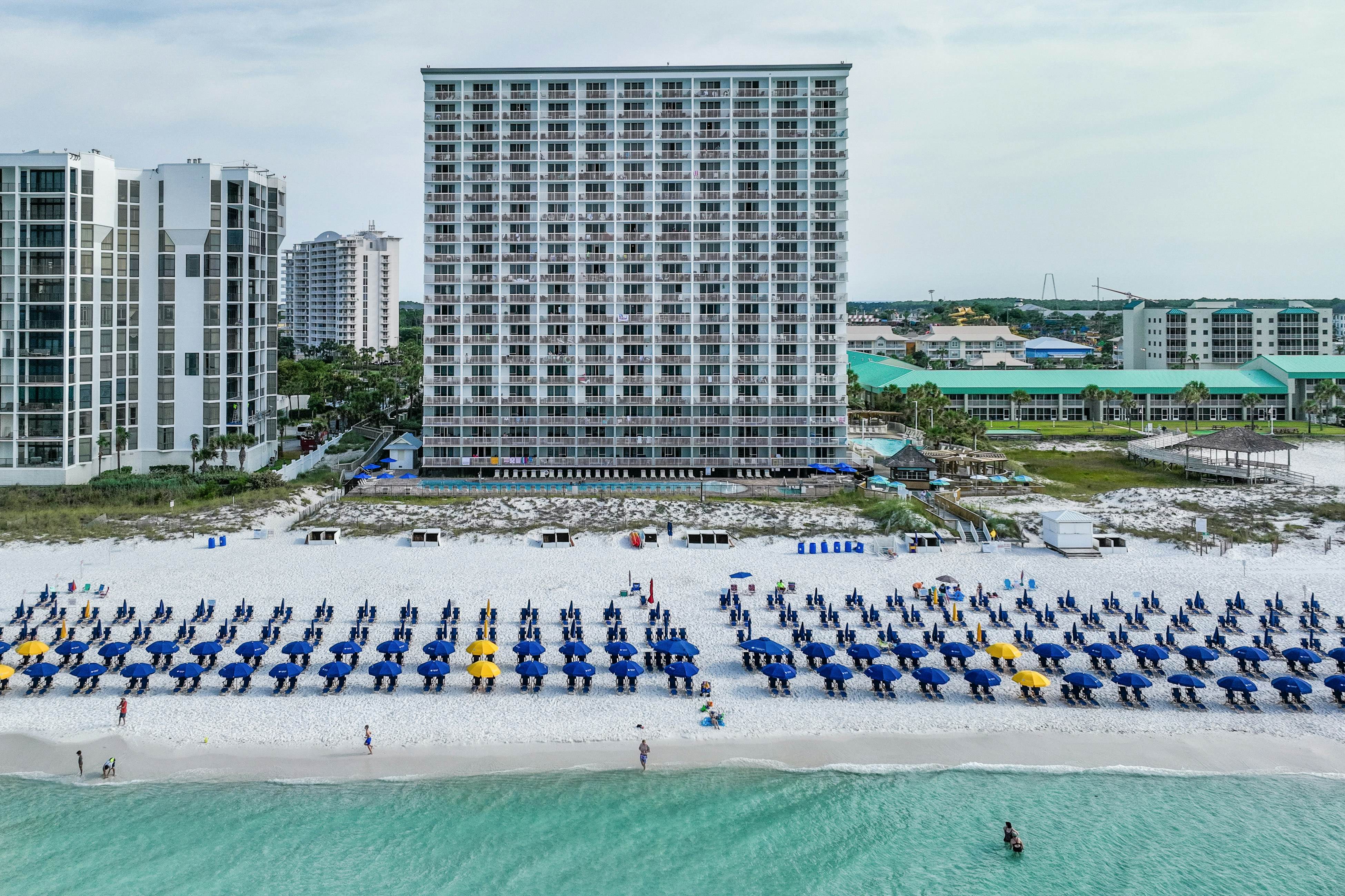 Pelican Beach Resort 305