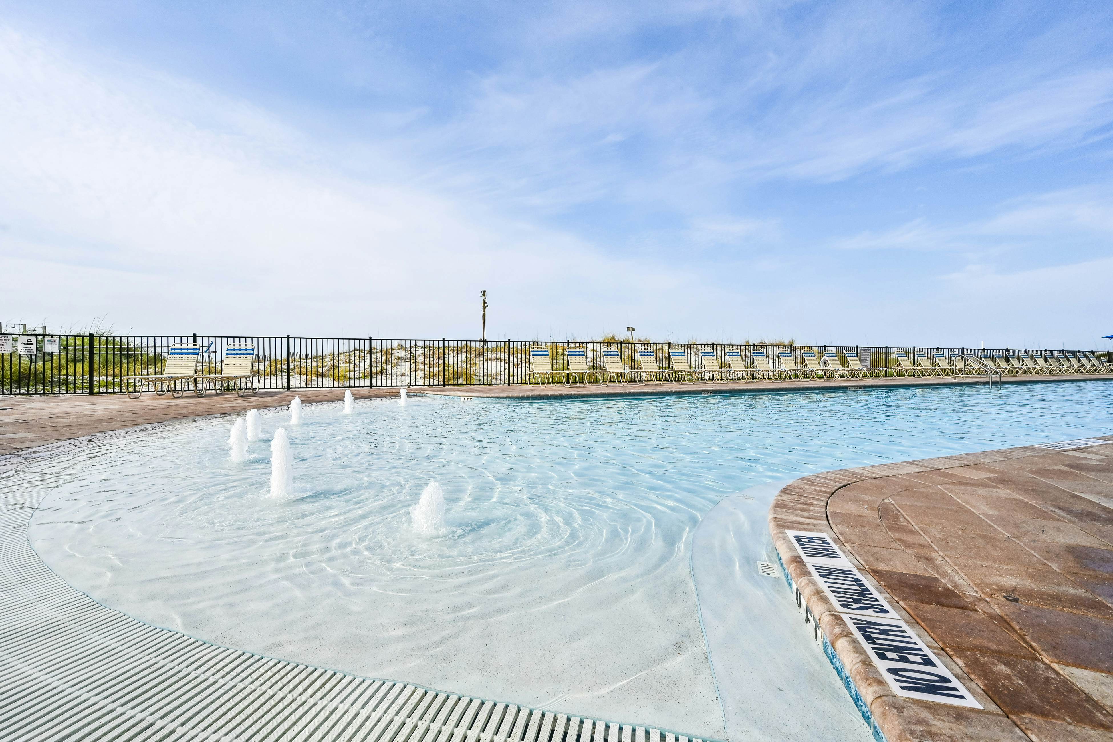 Pelican Beach Resort 1409