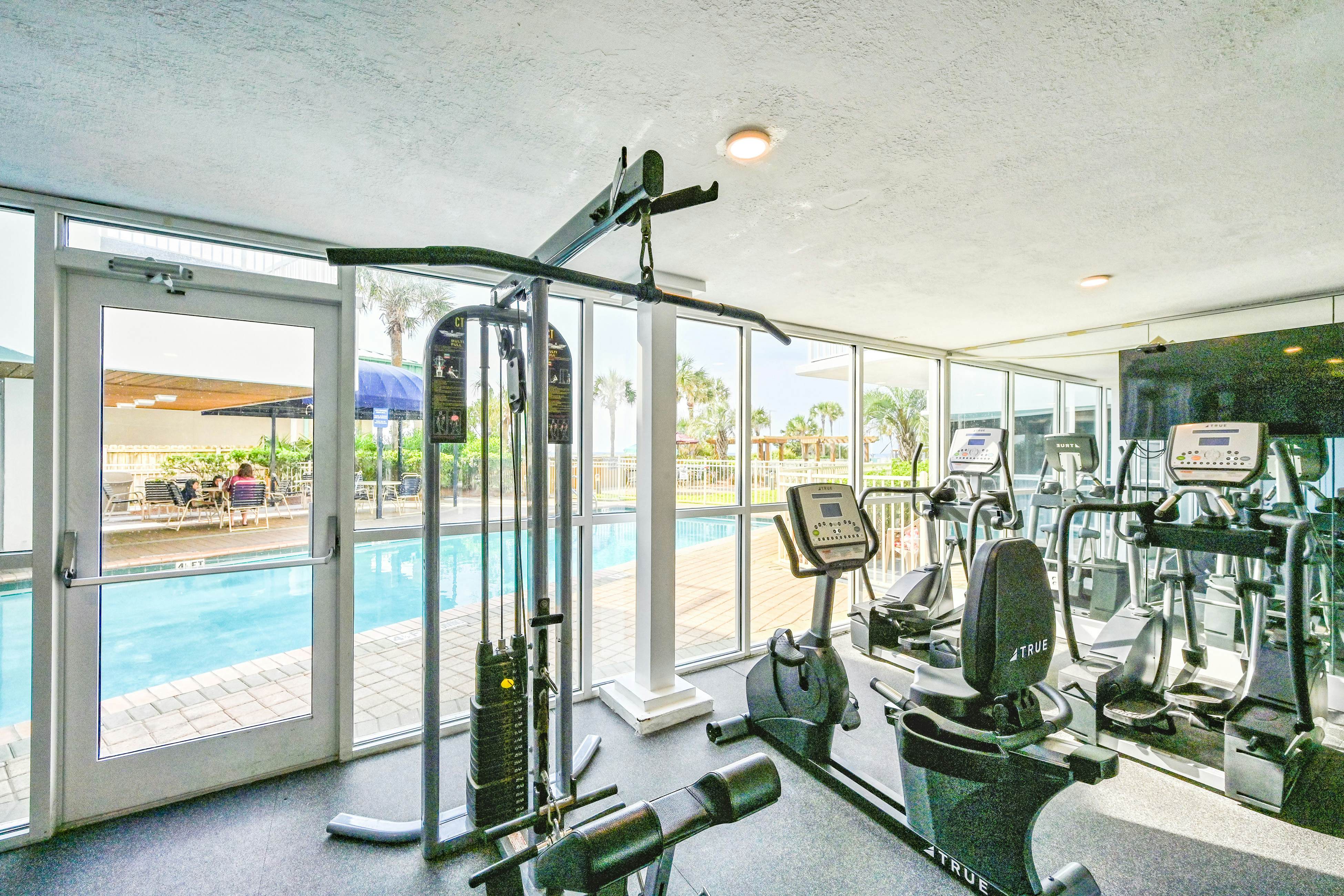 Pelican Beach Resort 1802