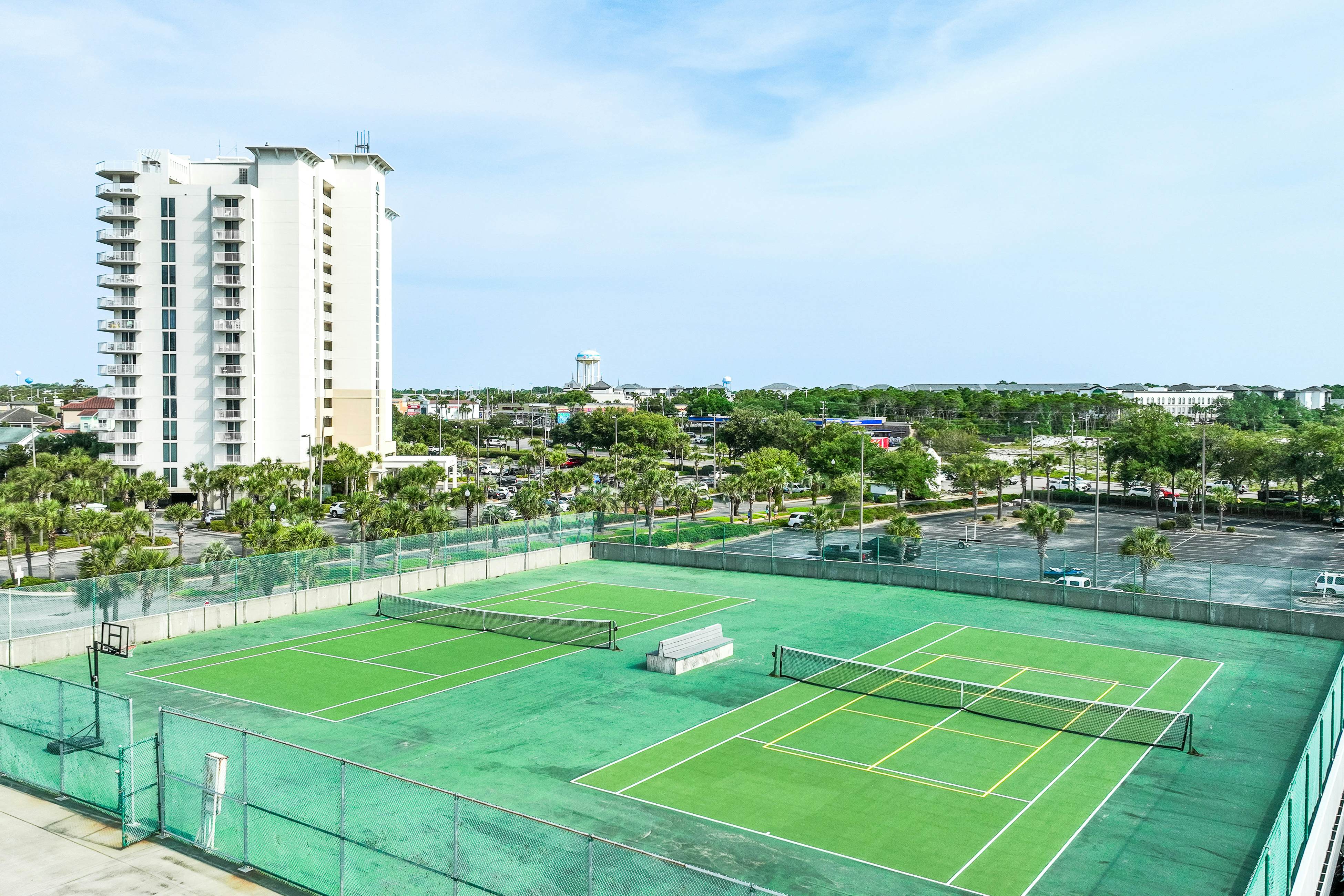 Pelican Beach Resort 1802