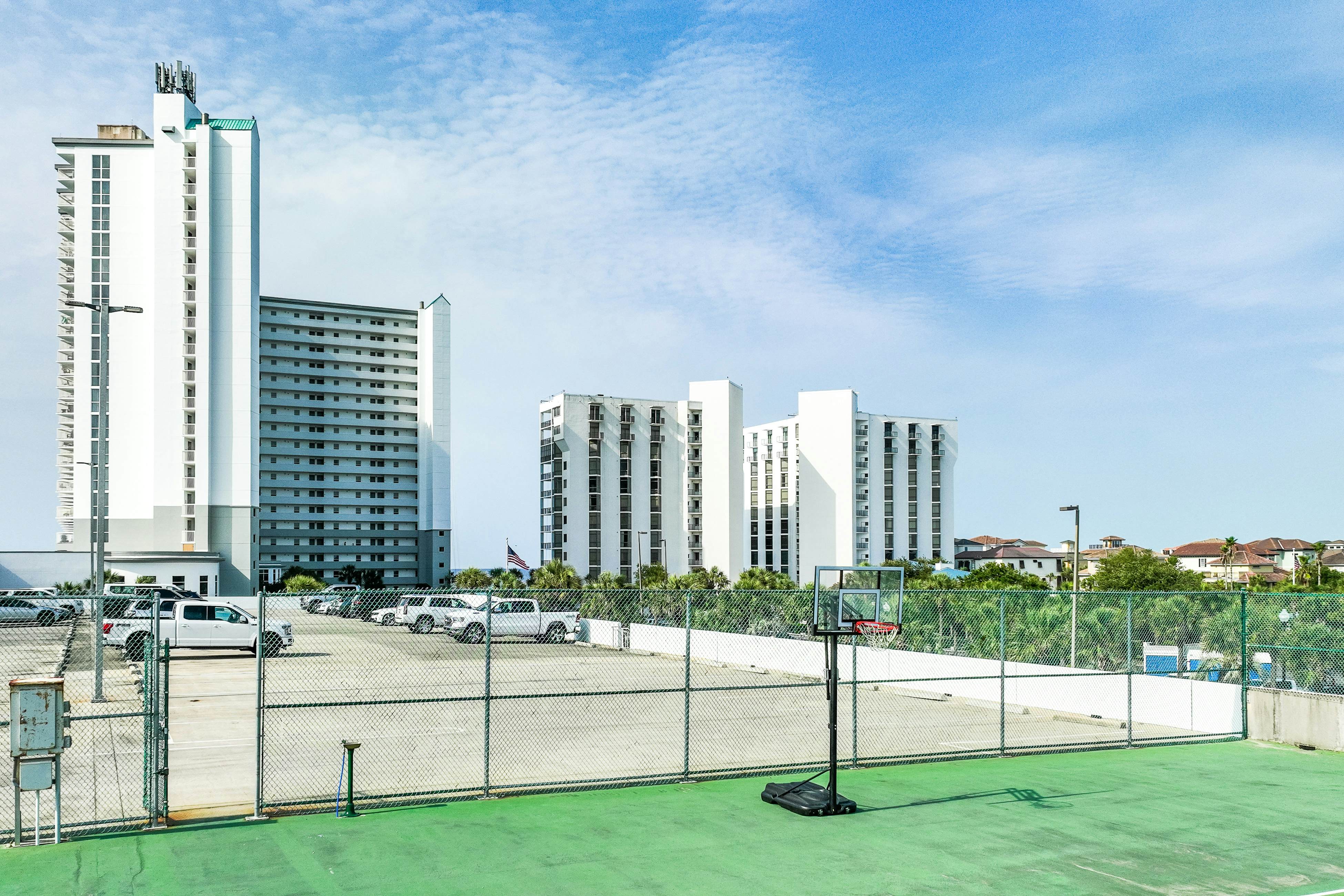 Pelican Beach Resort 1802