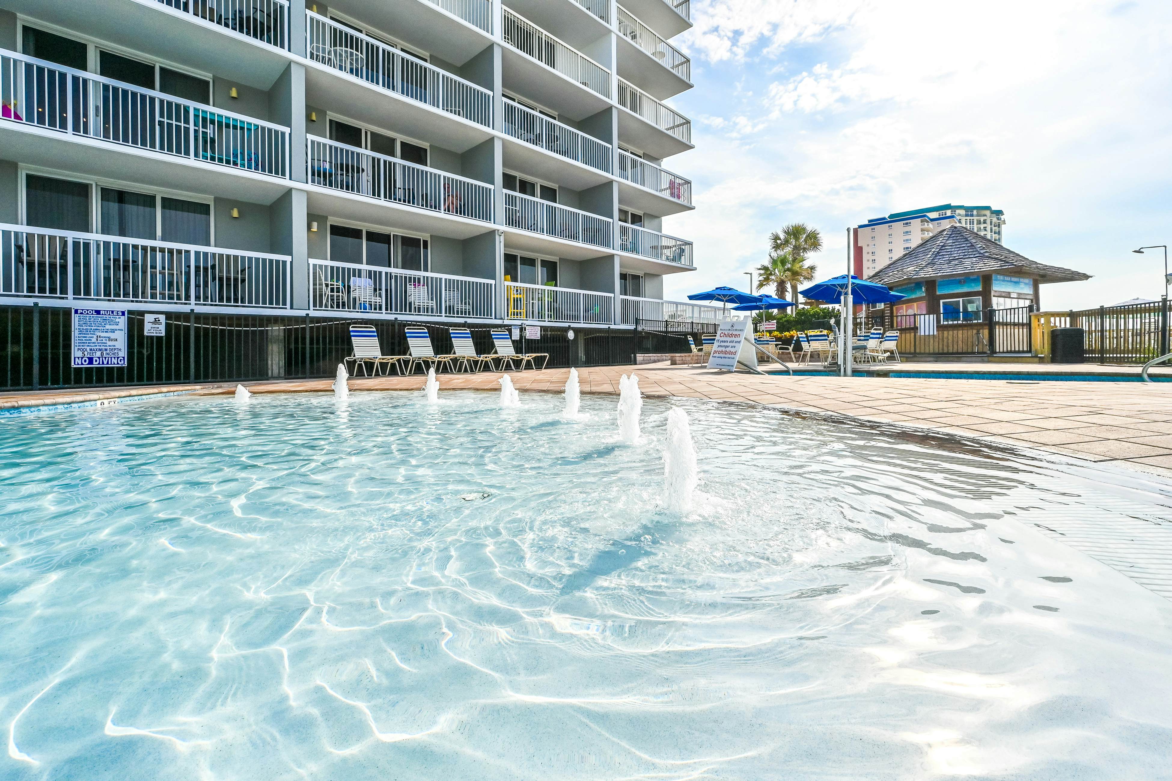 Pelican Beach Resort 1802