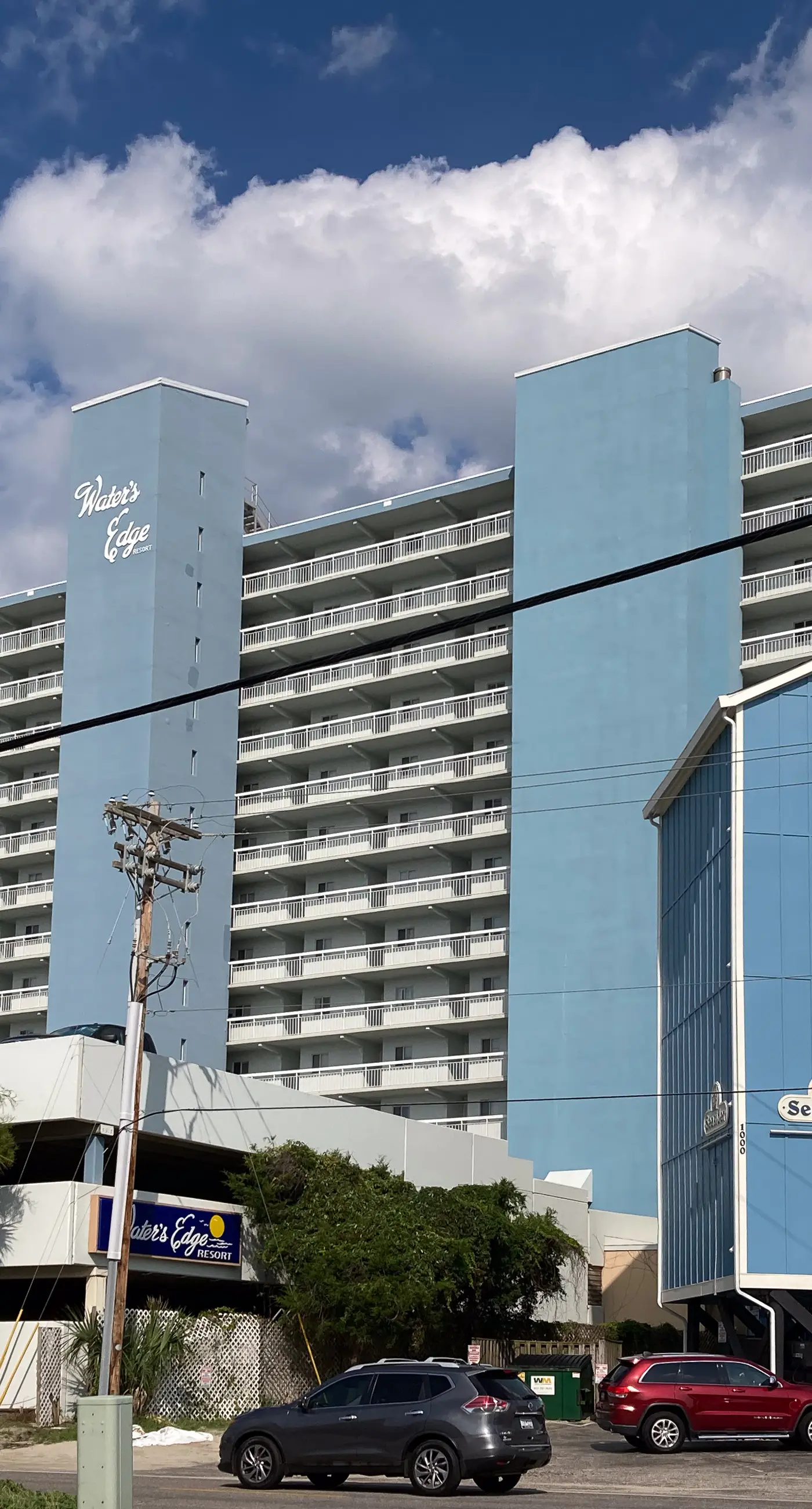 Water's Edge Resort 1002