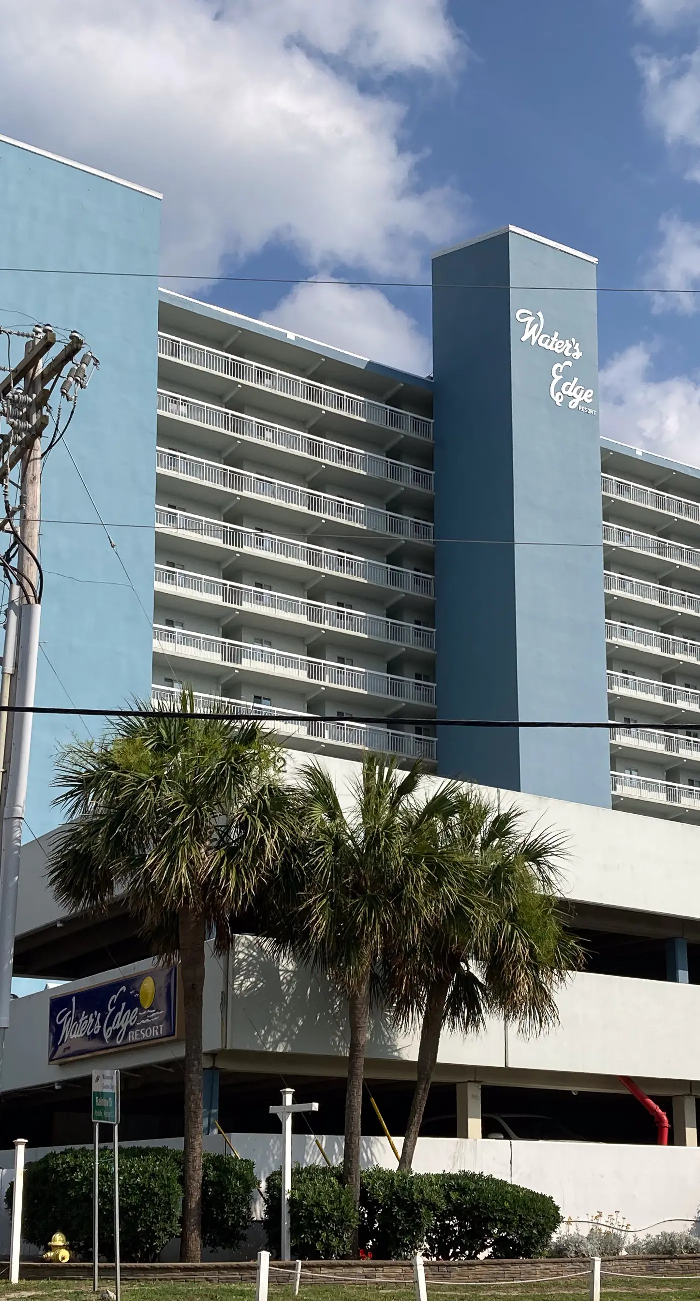 Water's Edge Resort 1002