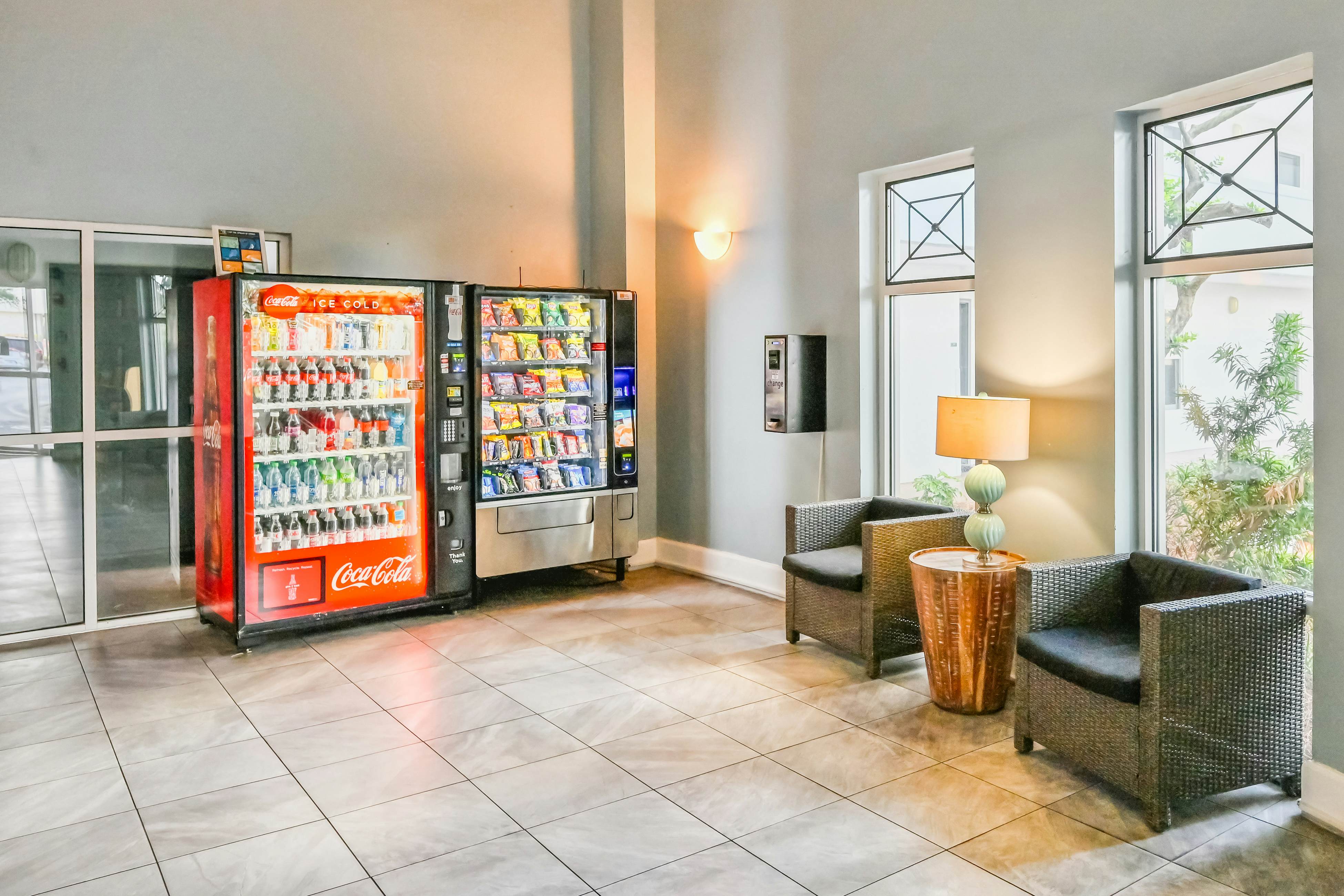 Pelican Beach Resort 2003