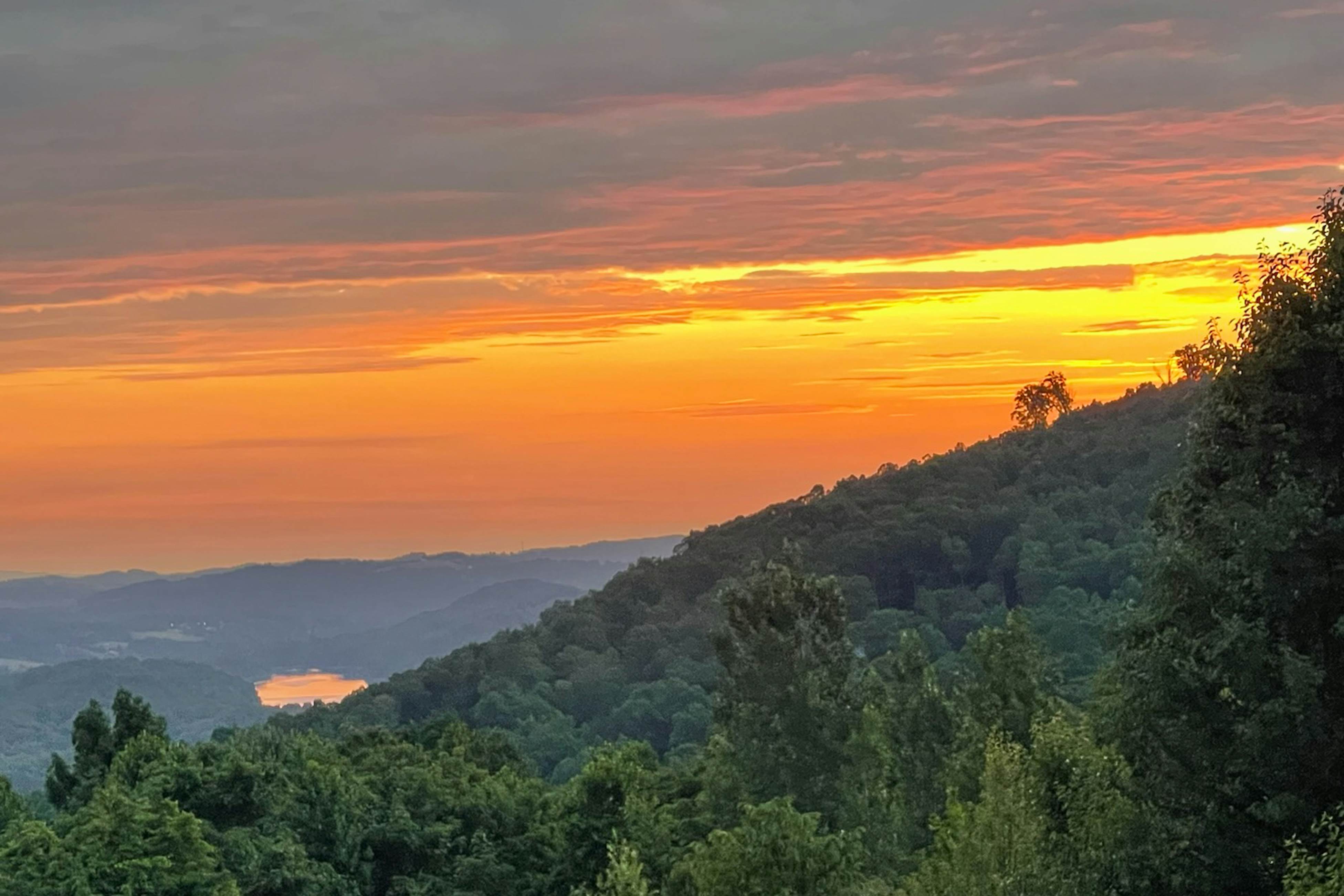 Panoramic View 3 BD Maynardville, TN Vacation Rental Vacasa