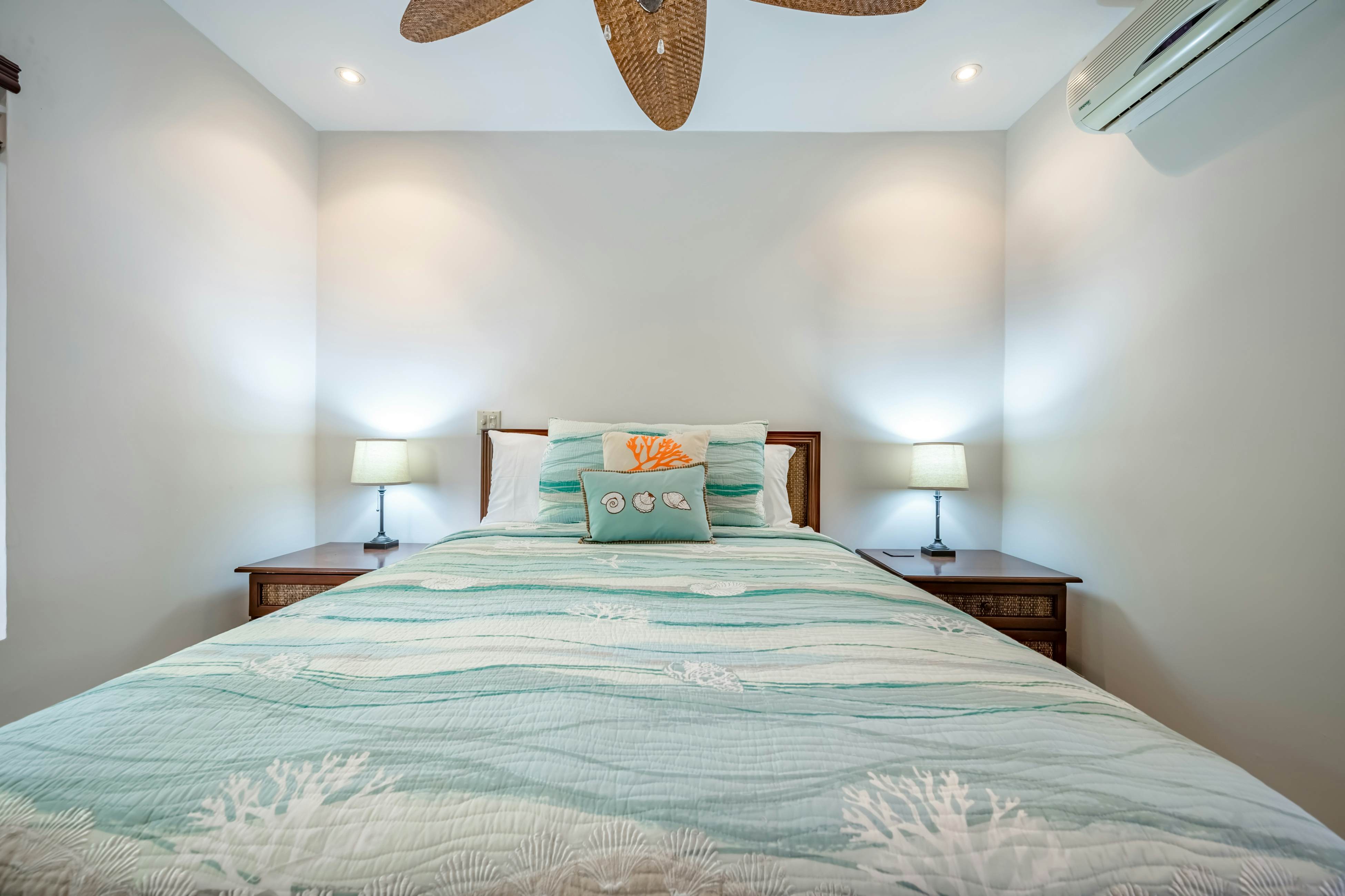 Villas Catalina, Unit 7