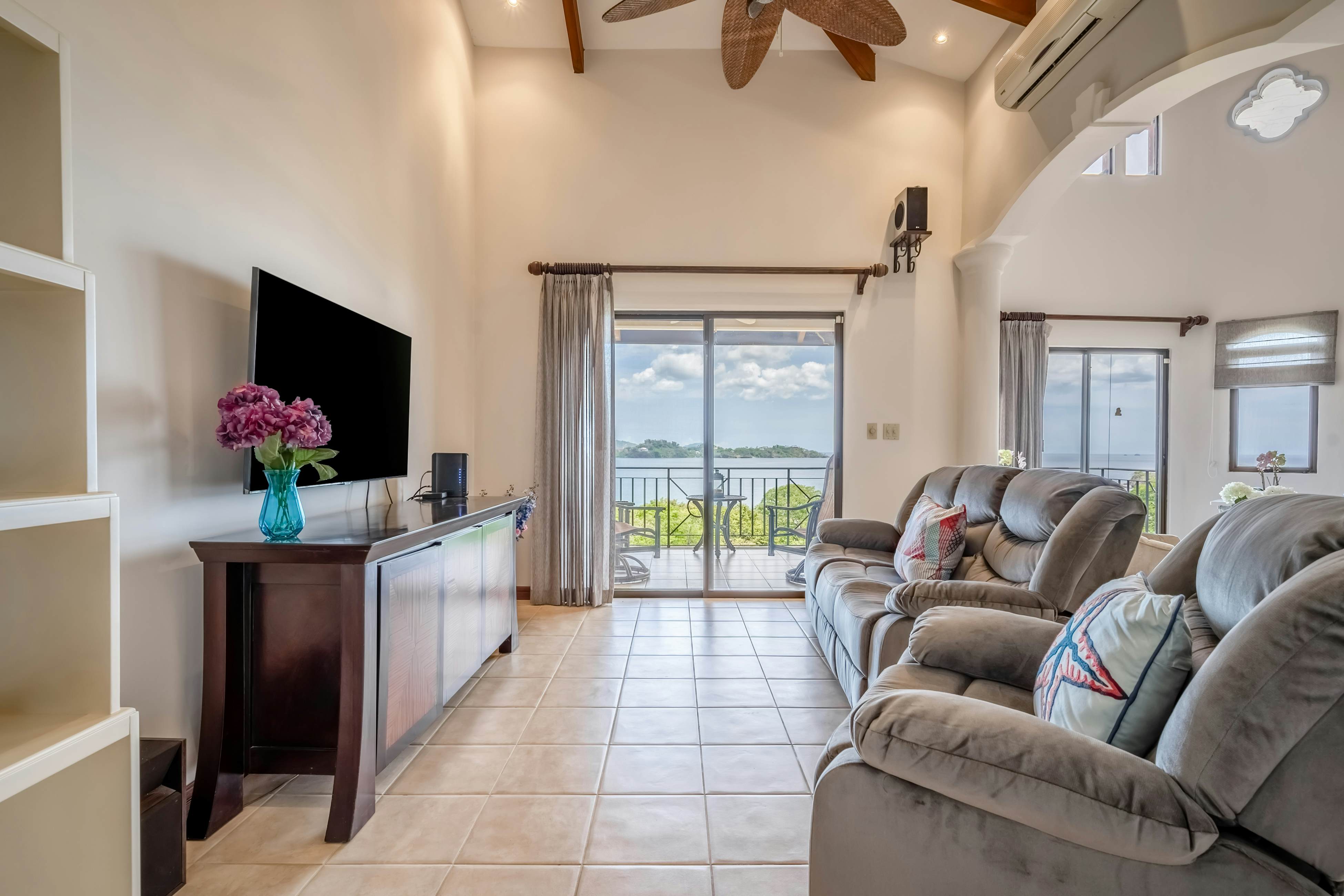 Villas Catalina, Unit 7