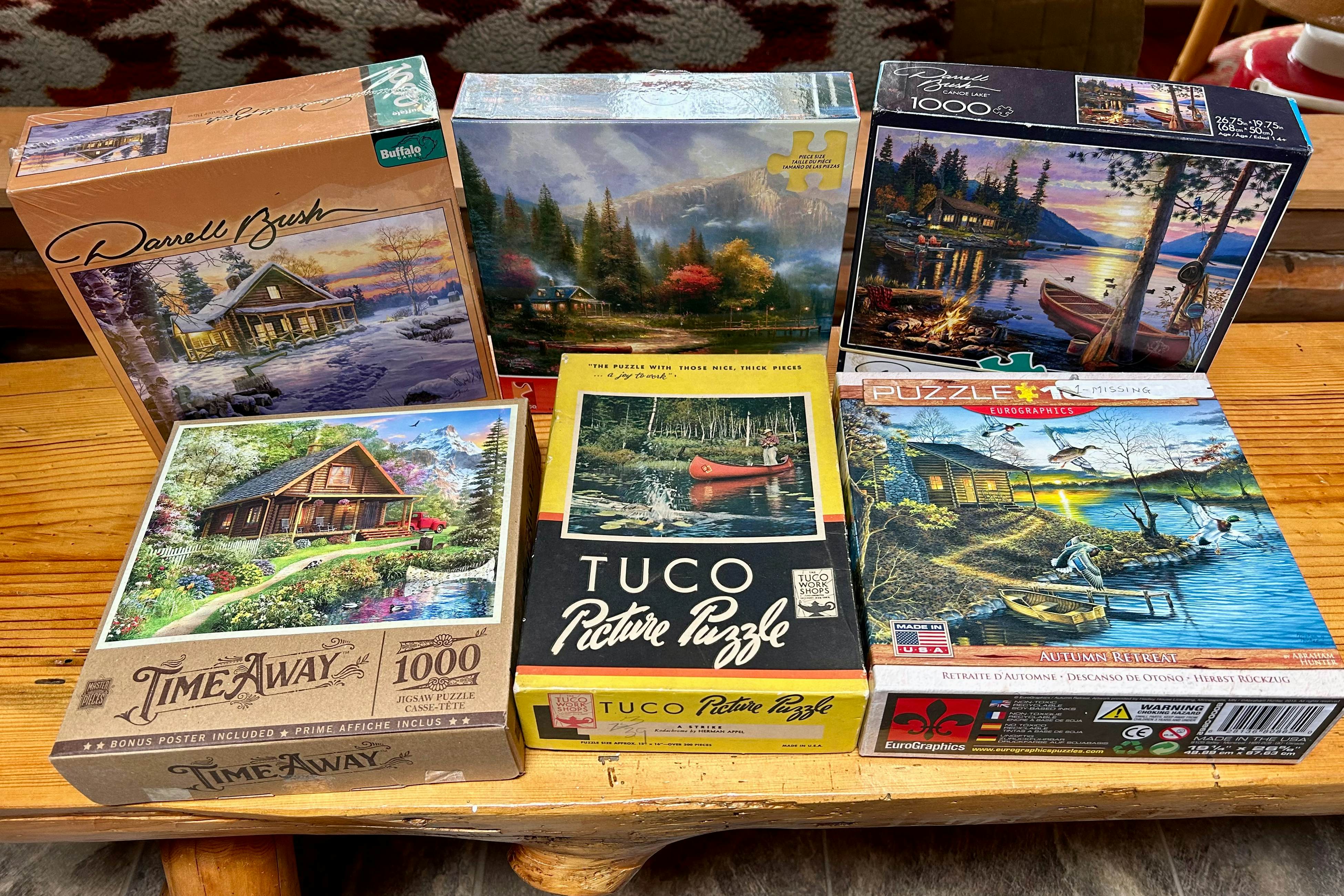 Best Catch Vintage Lakeside Log Cabin