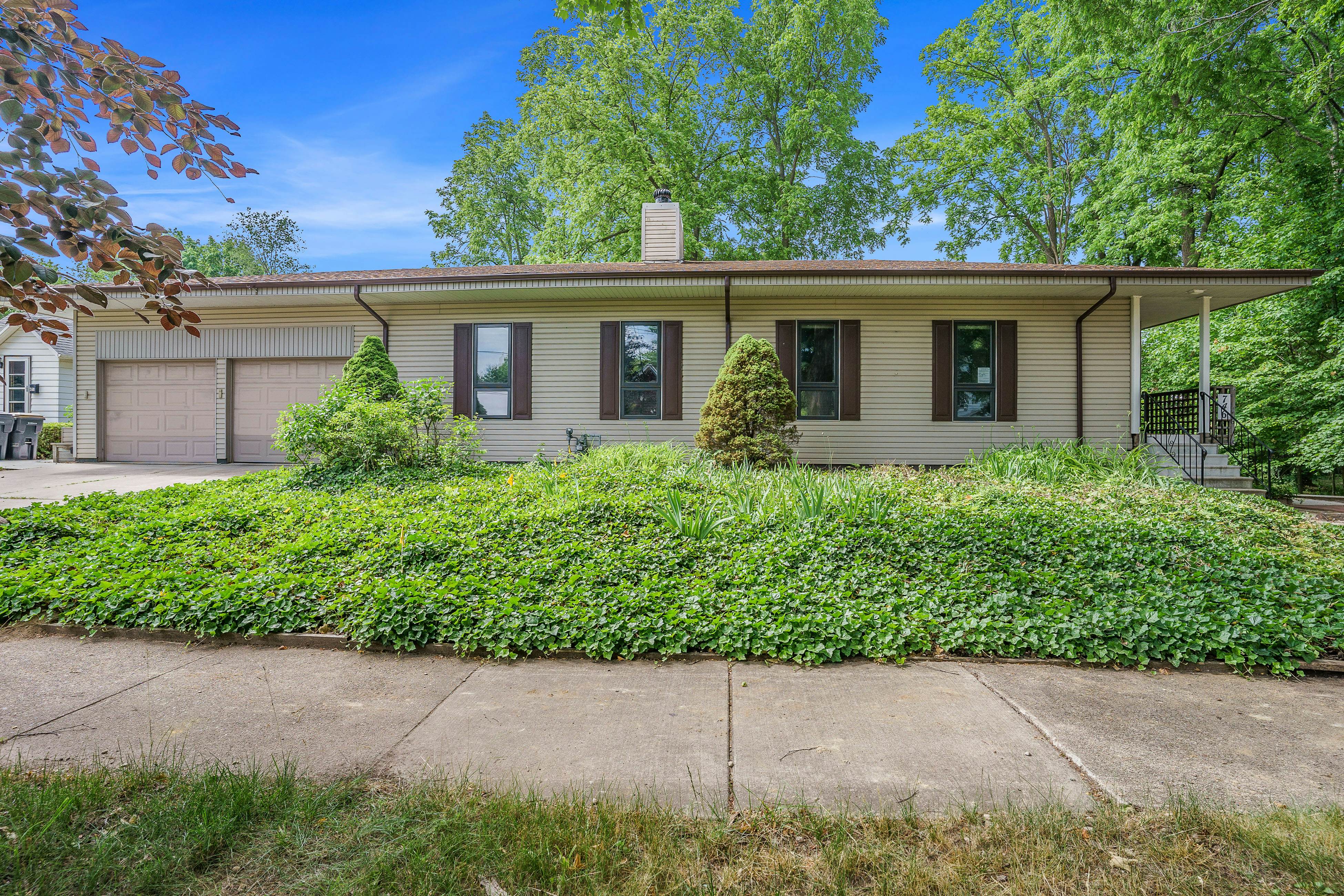 The Sugar Maple Home