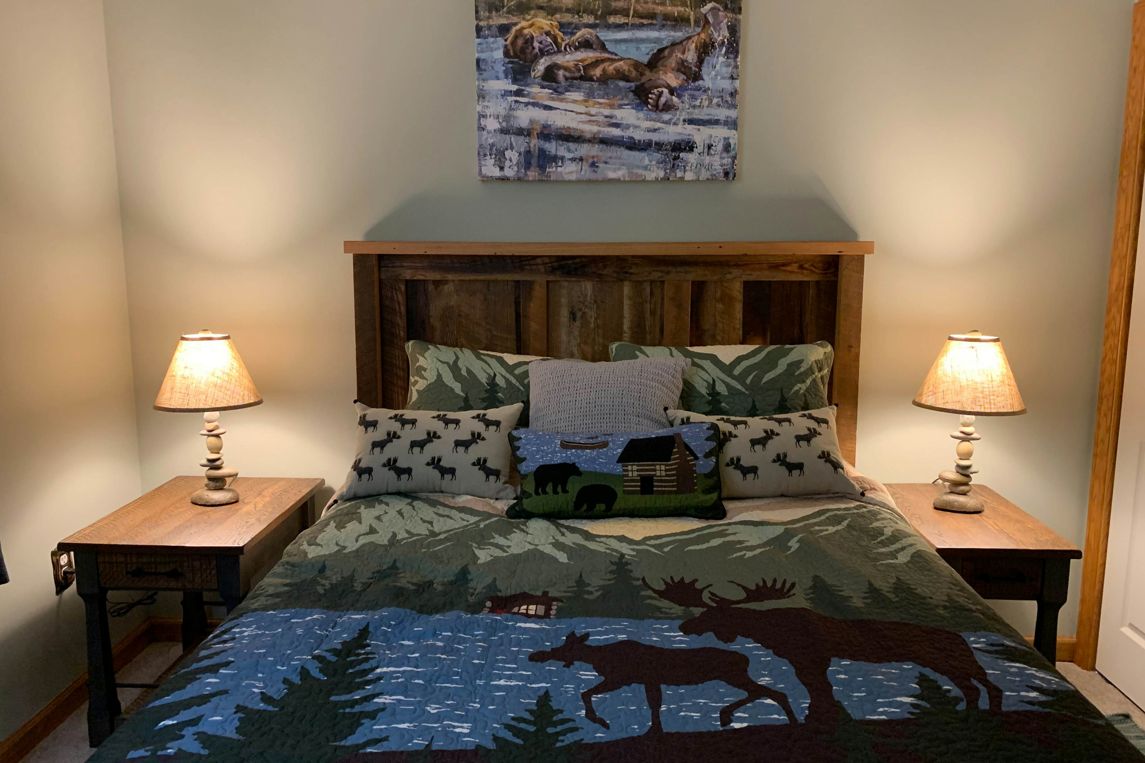 Whistle and Quill Lodge