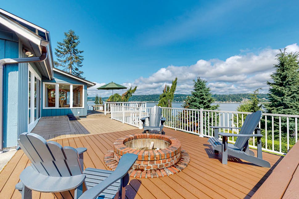 Serenity Bay Retreat 2 BD Gig Harbor, WA Vacation Rental Vacasa