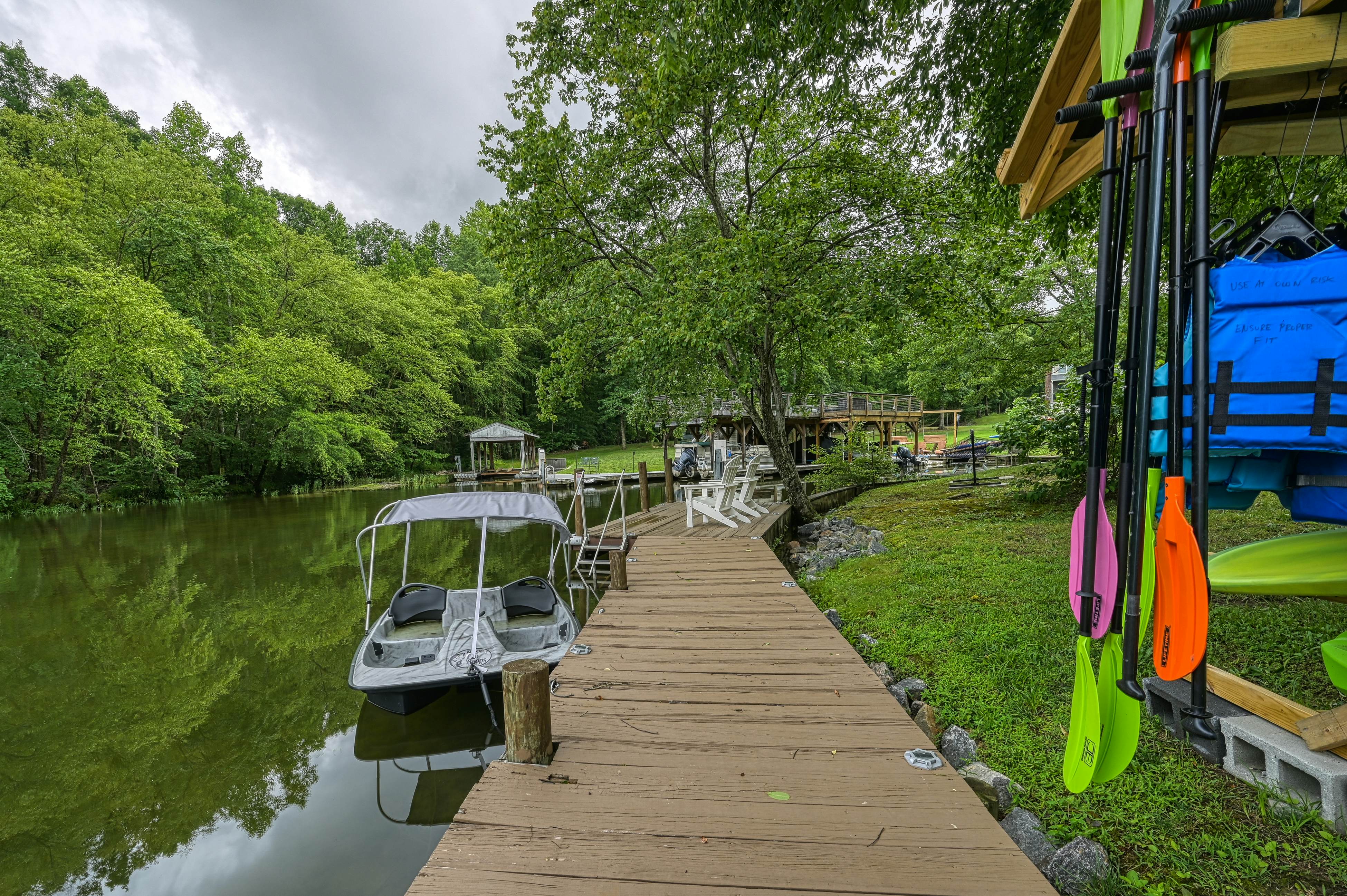 Castaway Cove 5 BD Mineral, VA Vacation Rental Vacasa