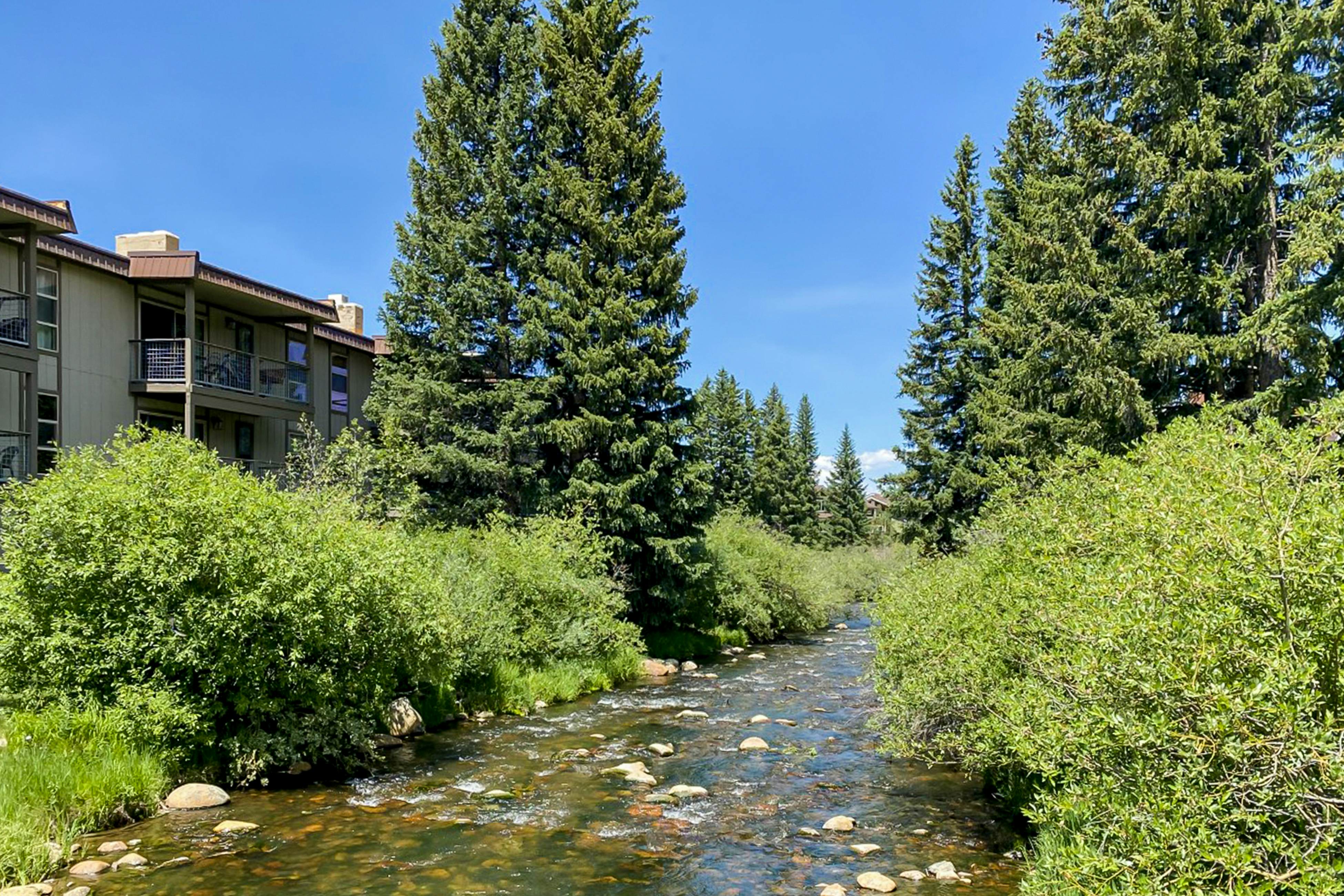 Lucky Adventure Lodge