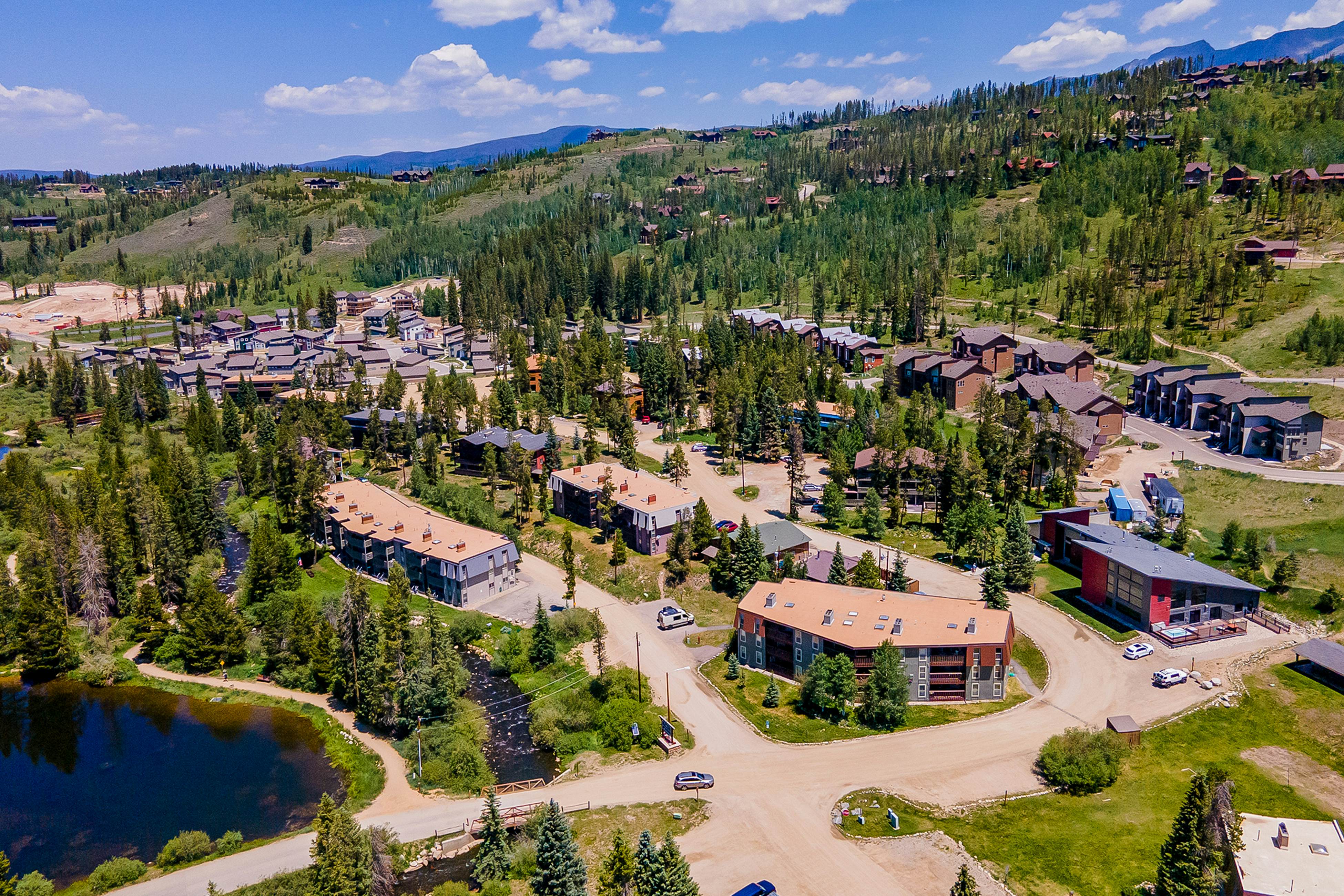 Lucky Adventure Lodge