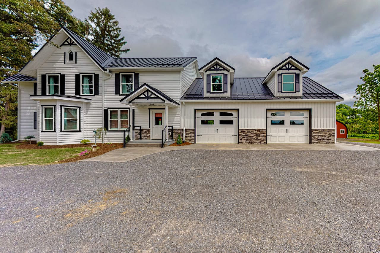 GoldenRod 5 BD Penn Yan, NY Vacation Rental Vacasa