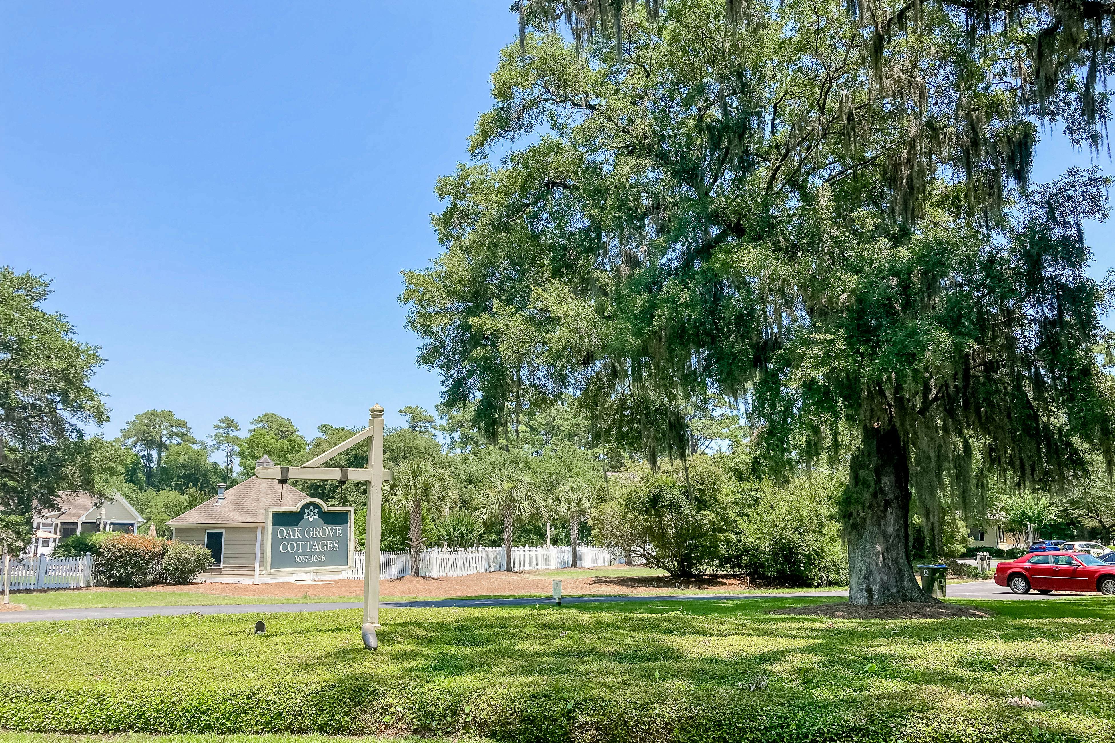 Oak Grove Cottages 3045