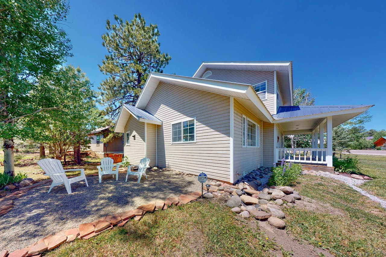 Mountain Serenity Retreat 3 BD Pagosa Springs, CO Vacation Rental Vacasa