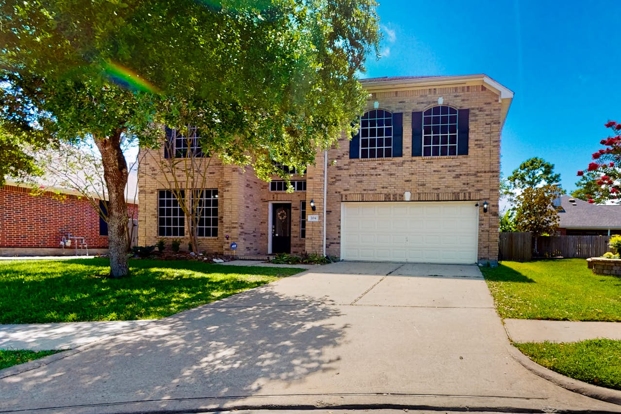 League of a Stay 4 BD League City, TX Vacation Rental Vacasa