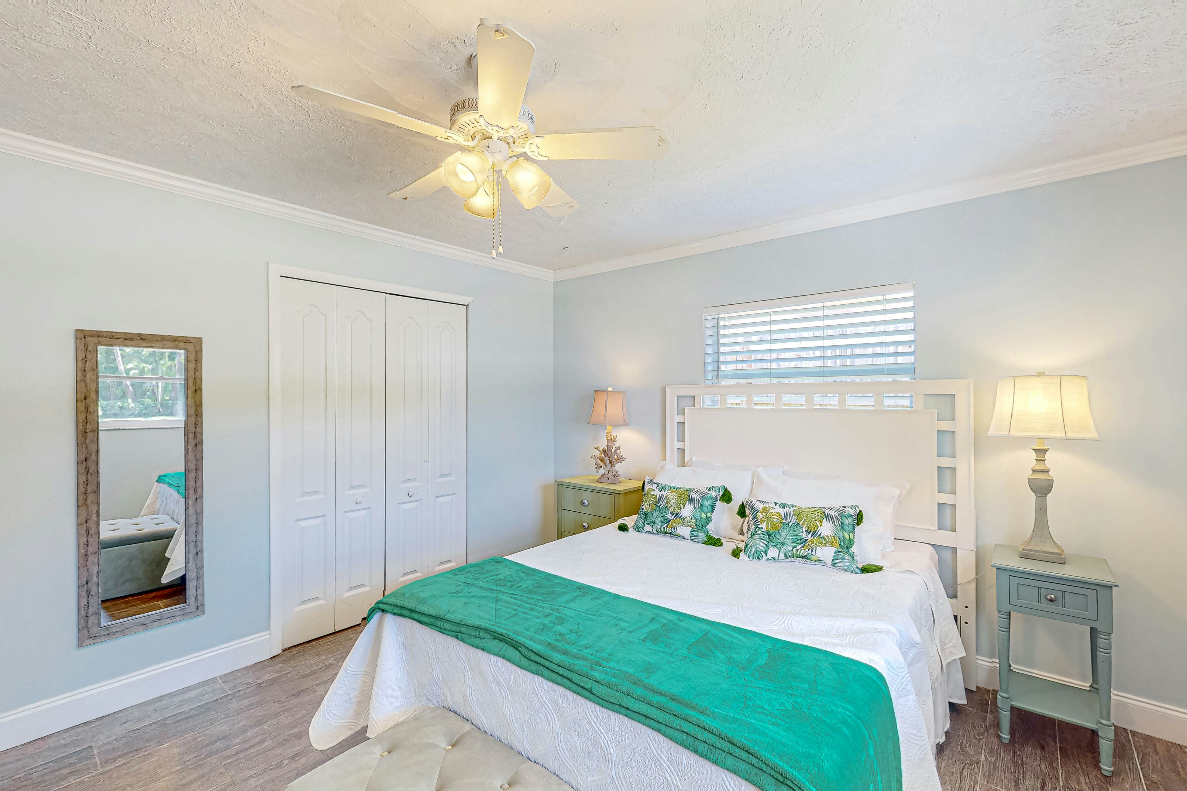 Sailfish Cottage 3 BD Jensen Beach, FL Vacation Rental Vacasa