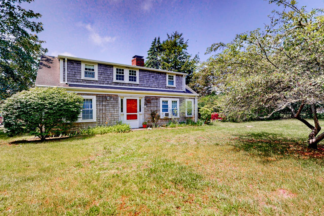 Herman Vincent House 4 BD Edgartown, MA Vacation Rental Vacasa