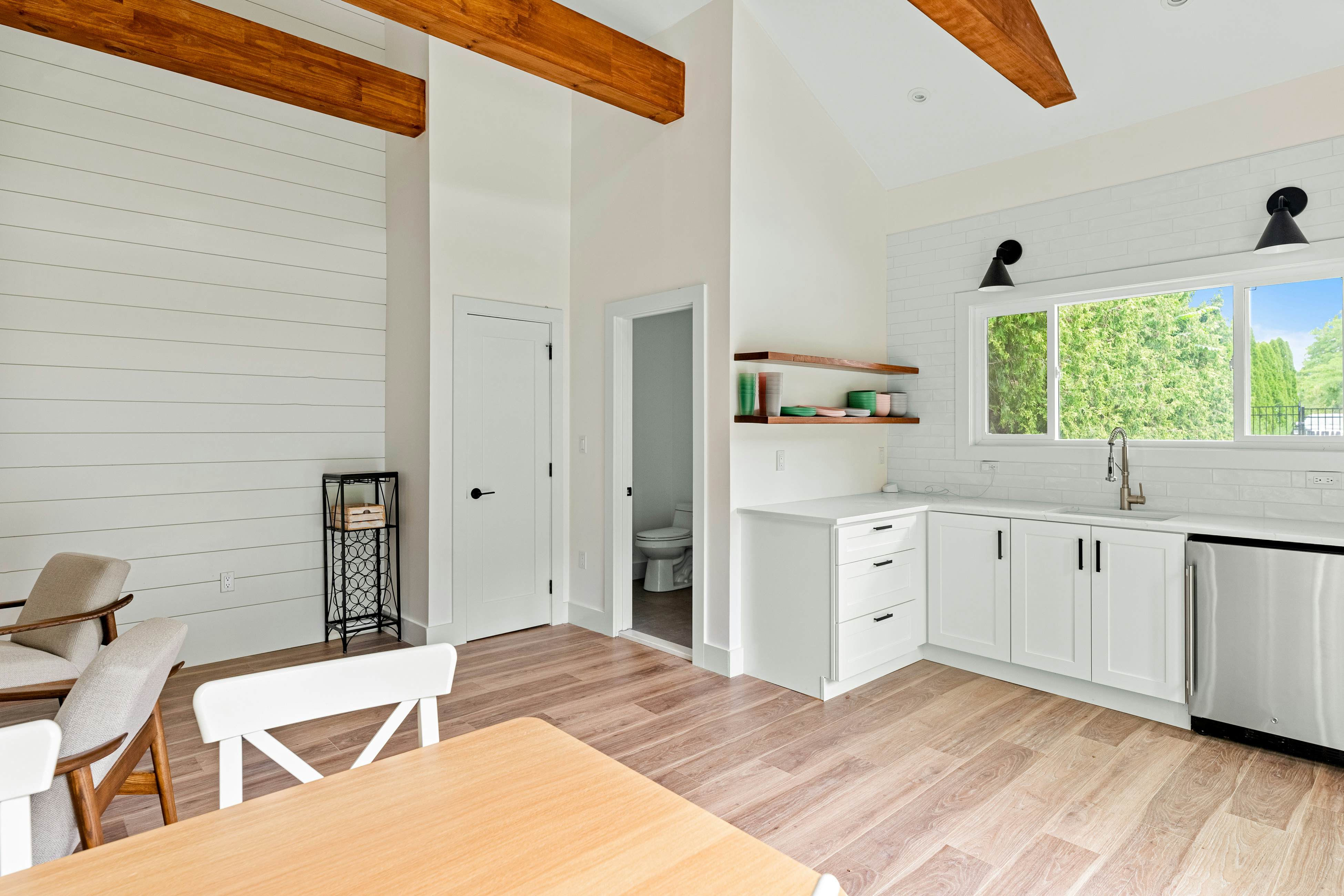 Cozy Greenport Cottage