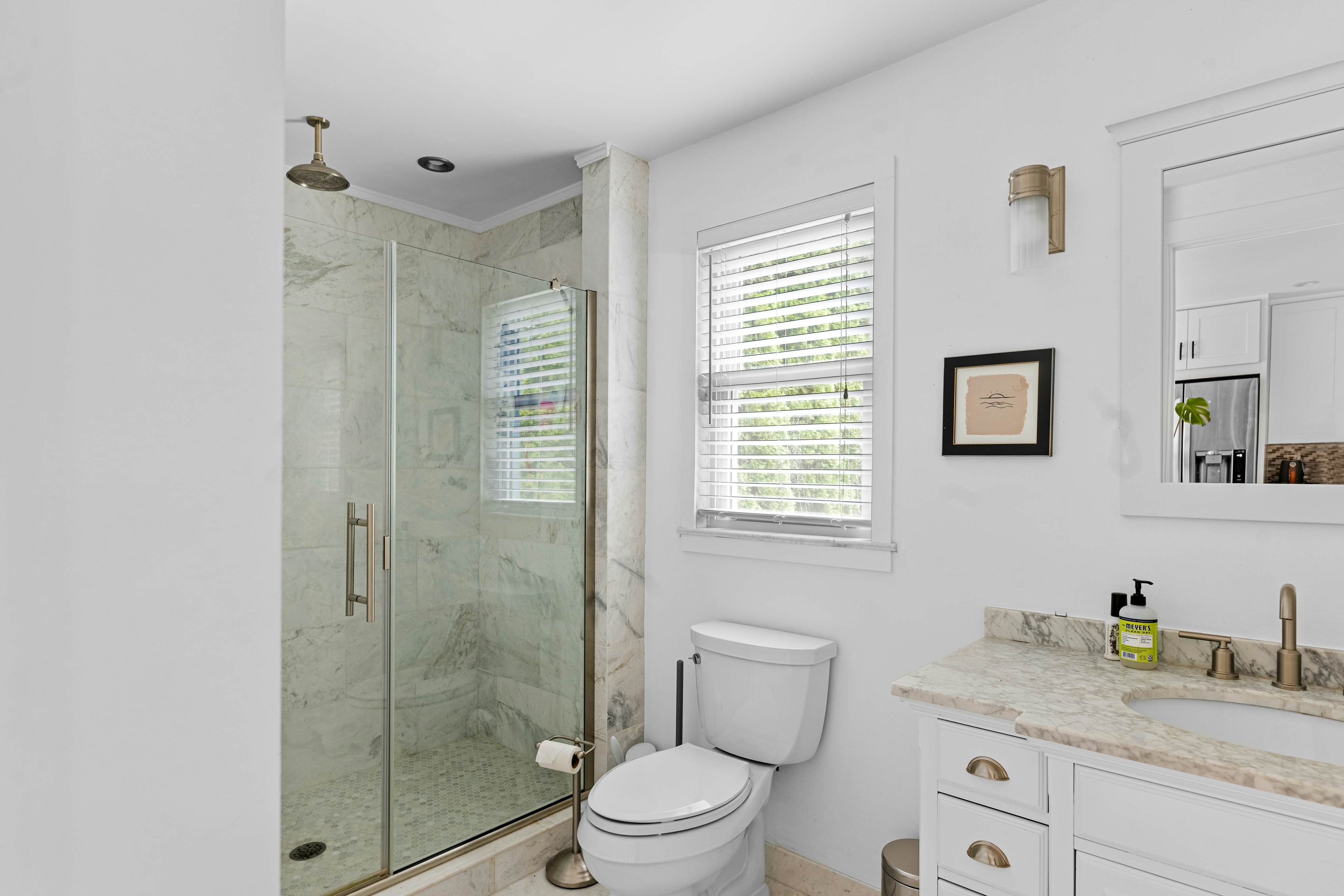 Cozy Greenport Cottage