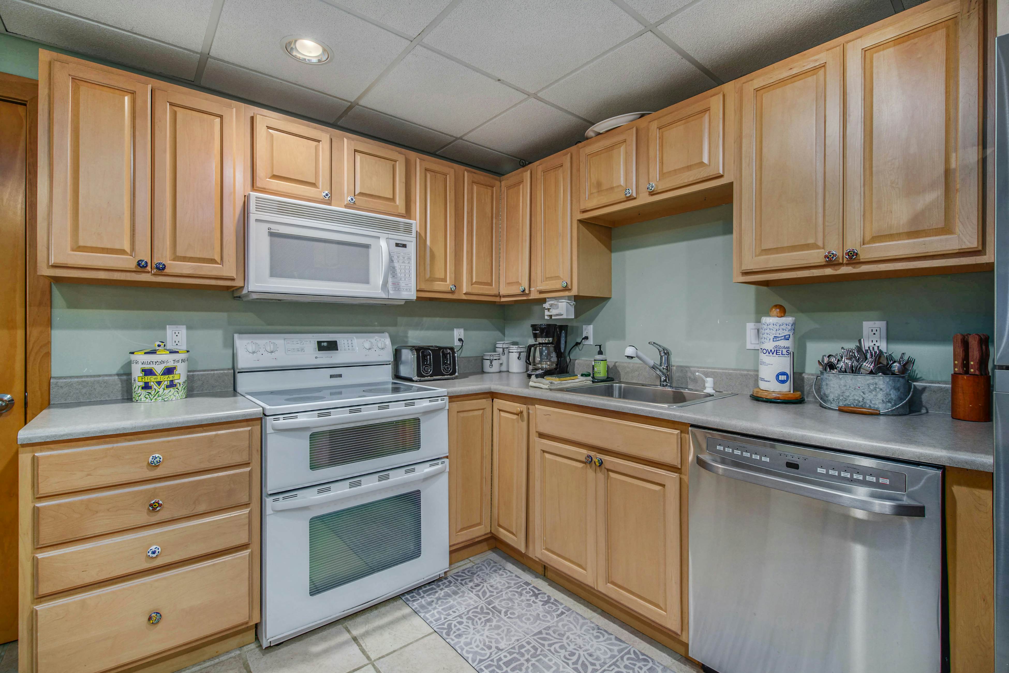 Boyne Mountain Getaway - Unit B
