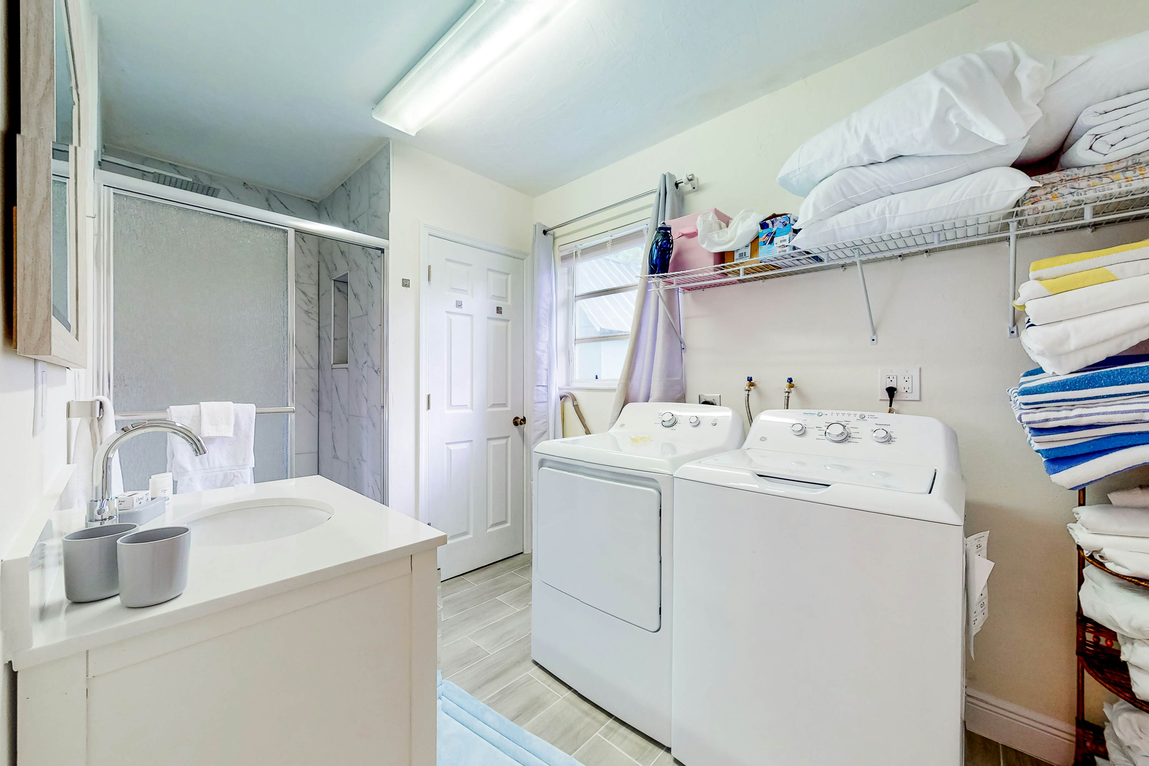 Bonita's Riverfront Retreat 