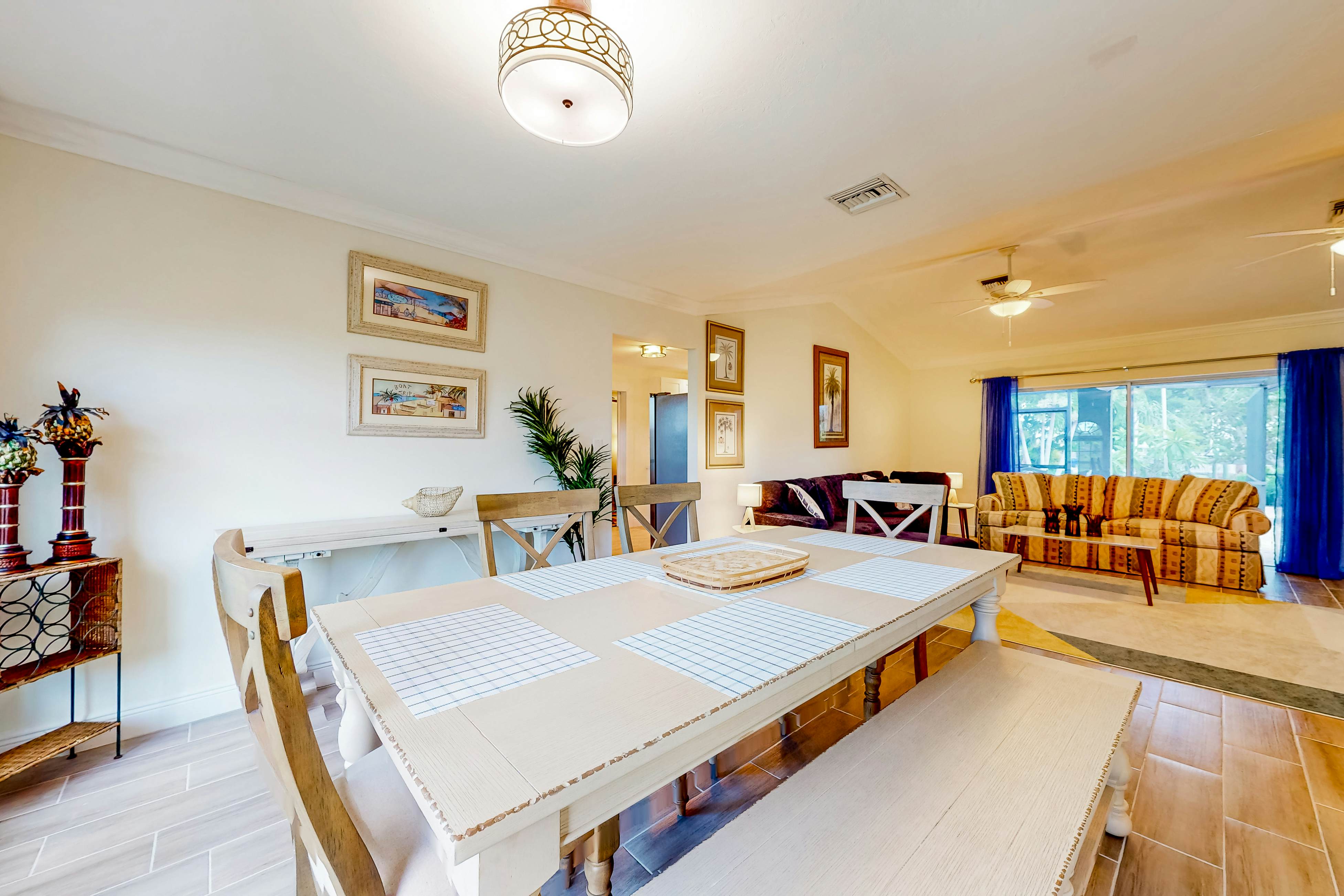 Bonita's Riverfront Retreat 