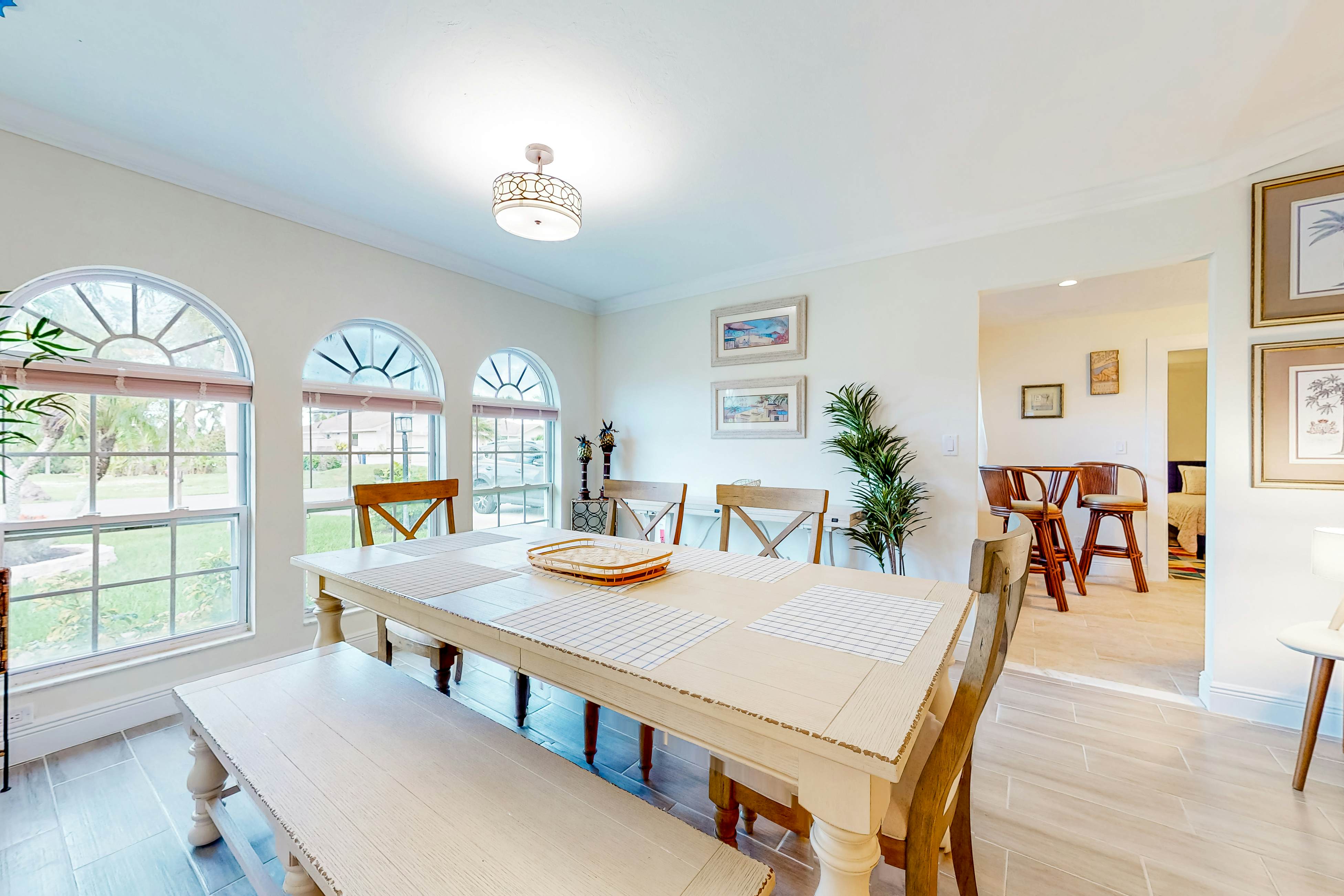 Bonita's Riverfront Retreat 