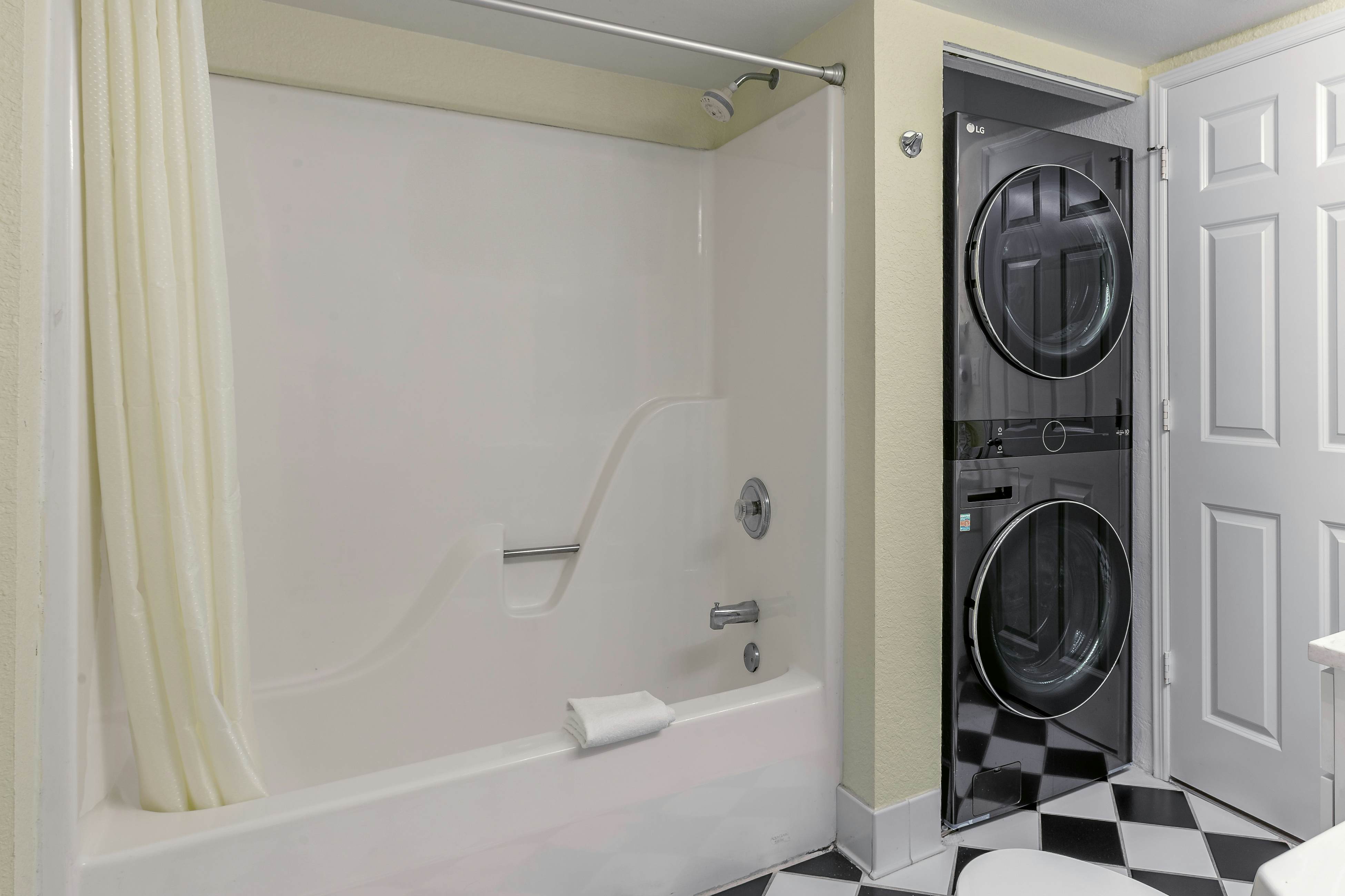 Sunrise Suites - Saint Lucia Suite 201