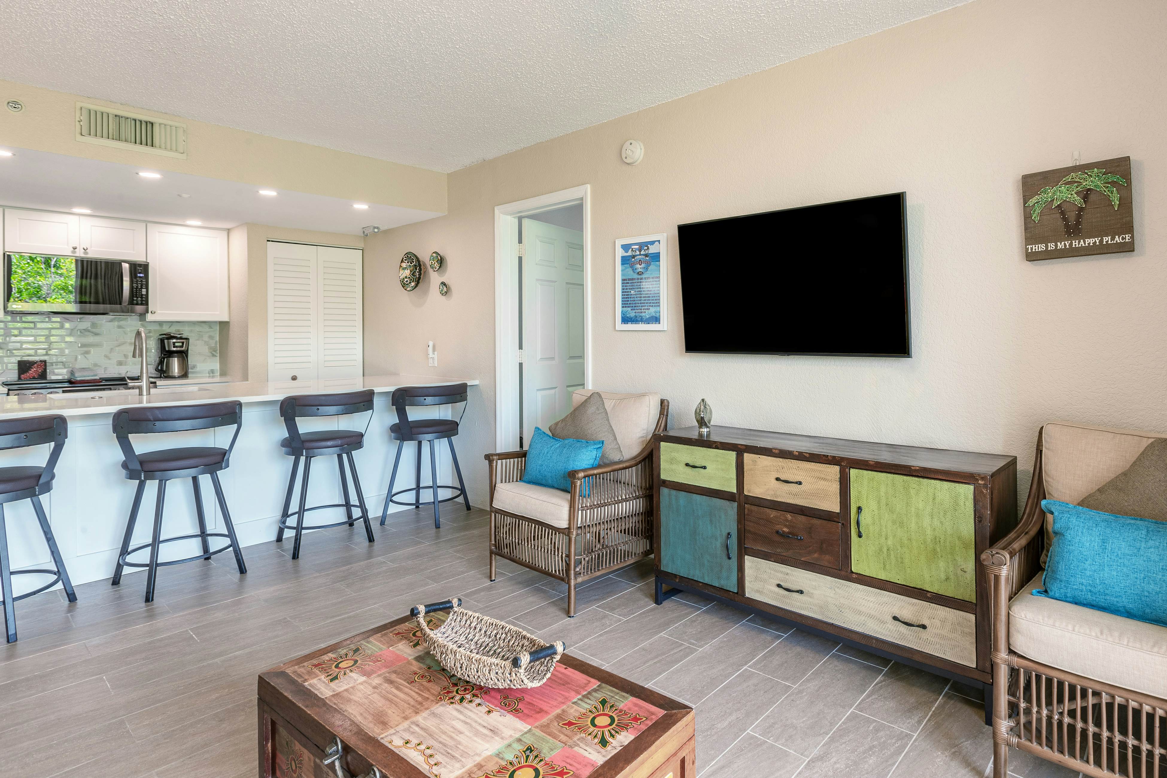 Sunrise Suites - Saint Lucia Suite 201