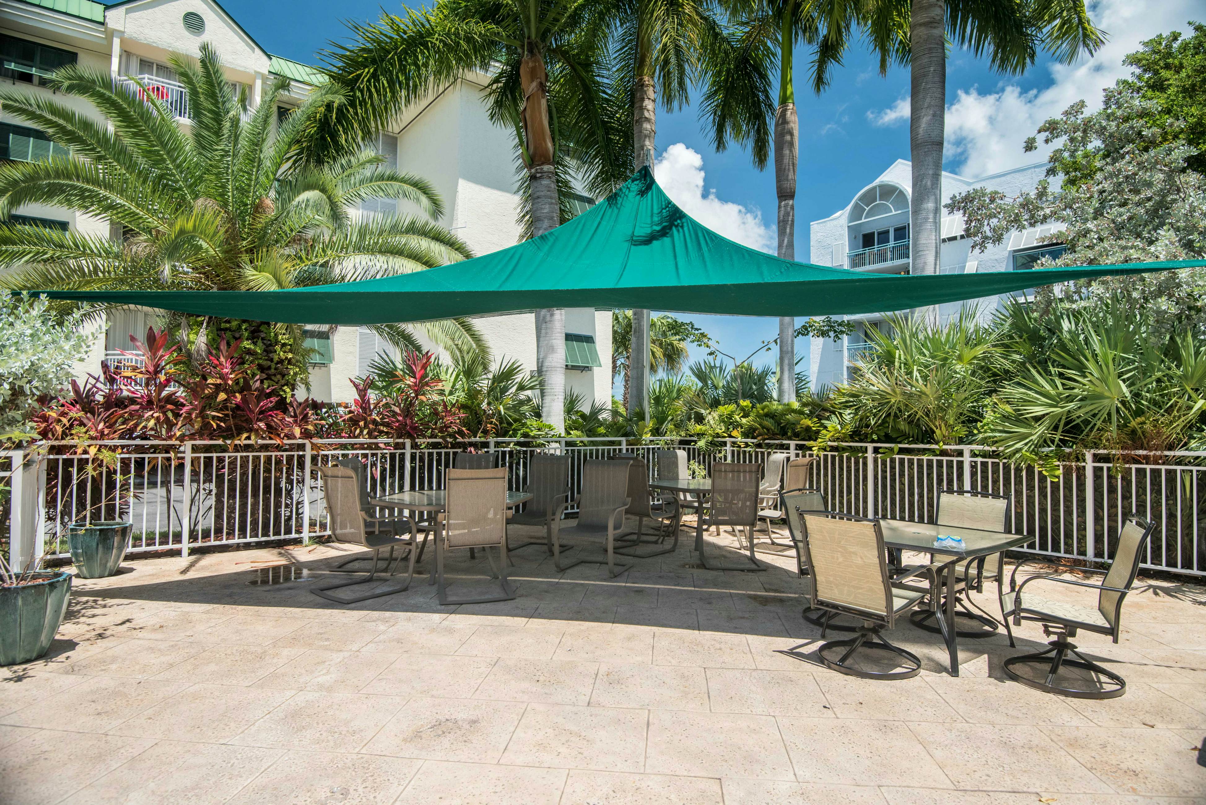 Sunrise Suites - Saint Lucia Suite 201