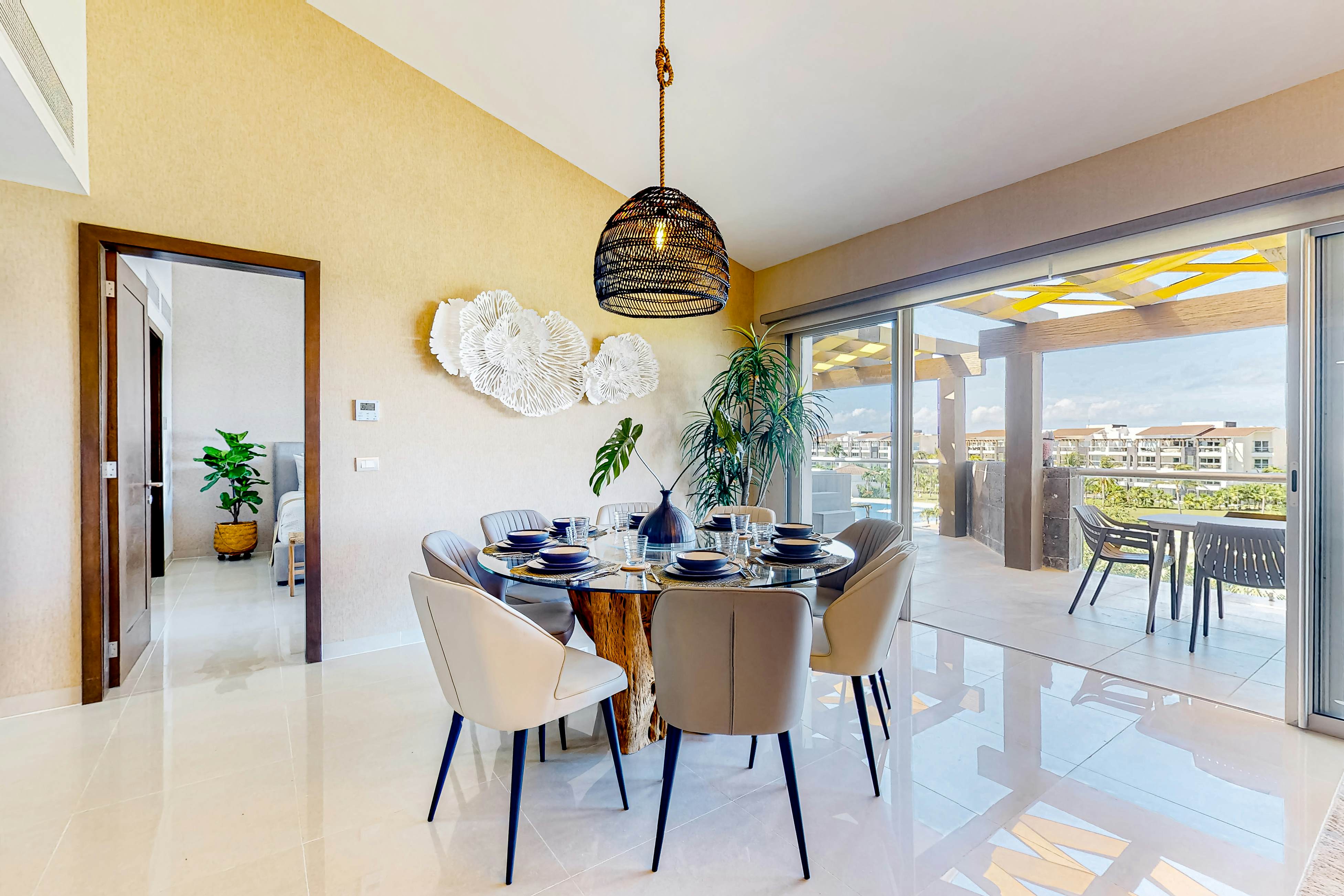 Luxury Palms at Mareazul 436 Norte