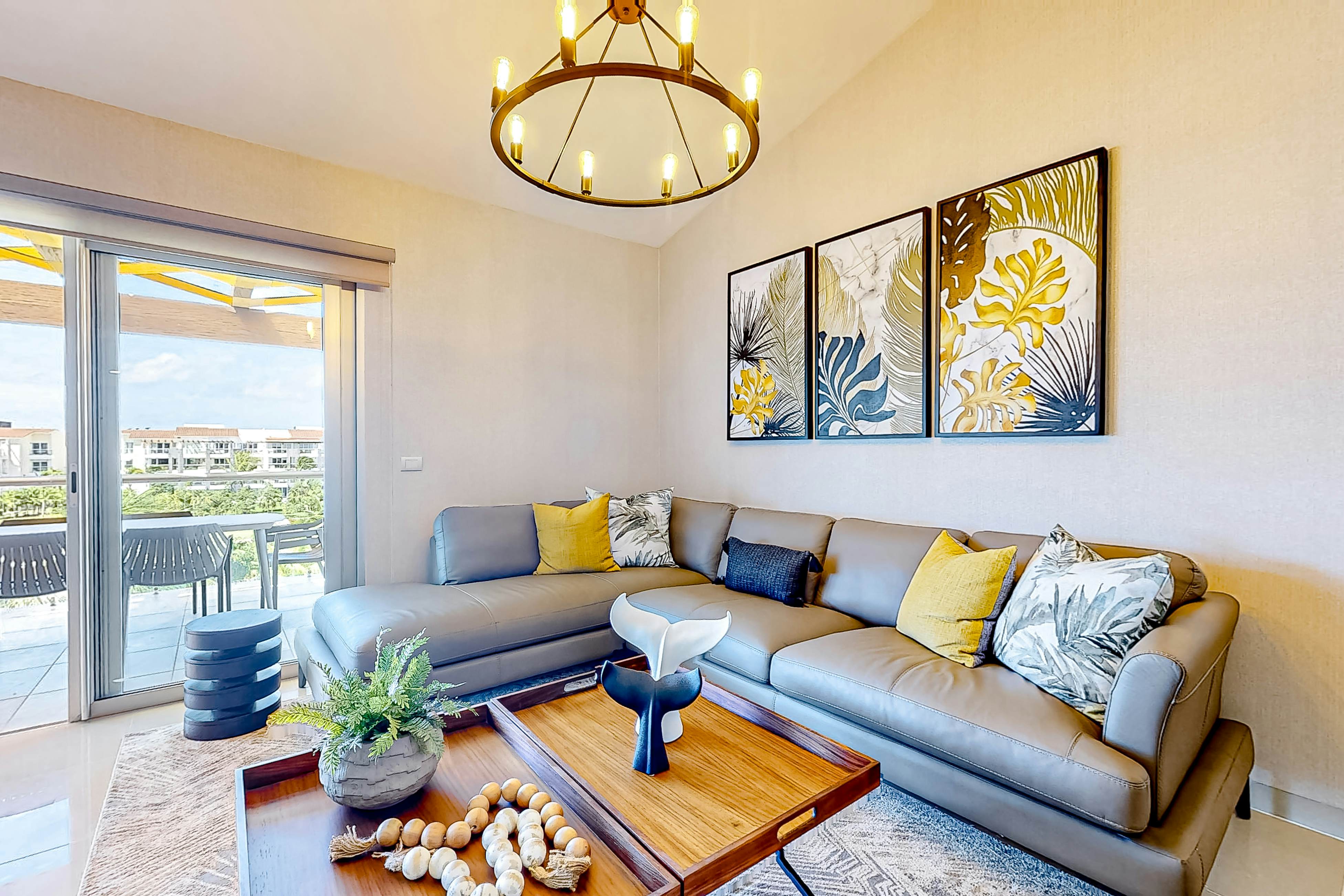 Luxury Palms at Mareazul 436 Norte