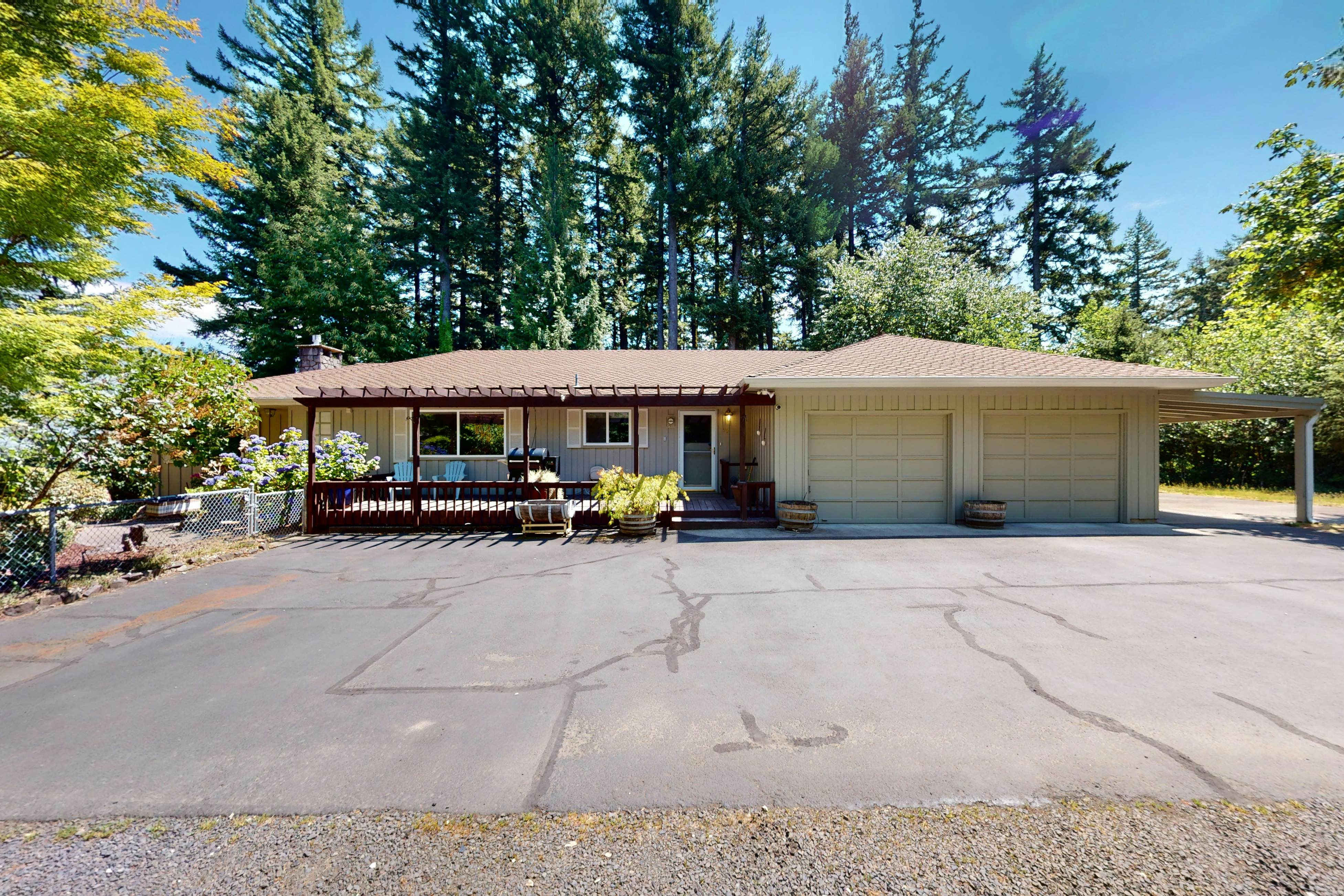 Del Ray Retreat 3 BD Stevenson, WA Vacation Rental Vacasa