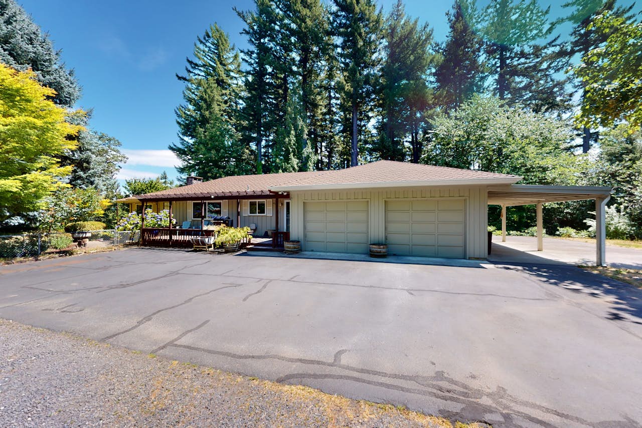 Del Ray Retreat 3 BD Stevenson, WA Vacation Rental Vacasa