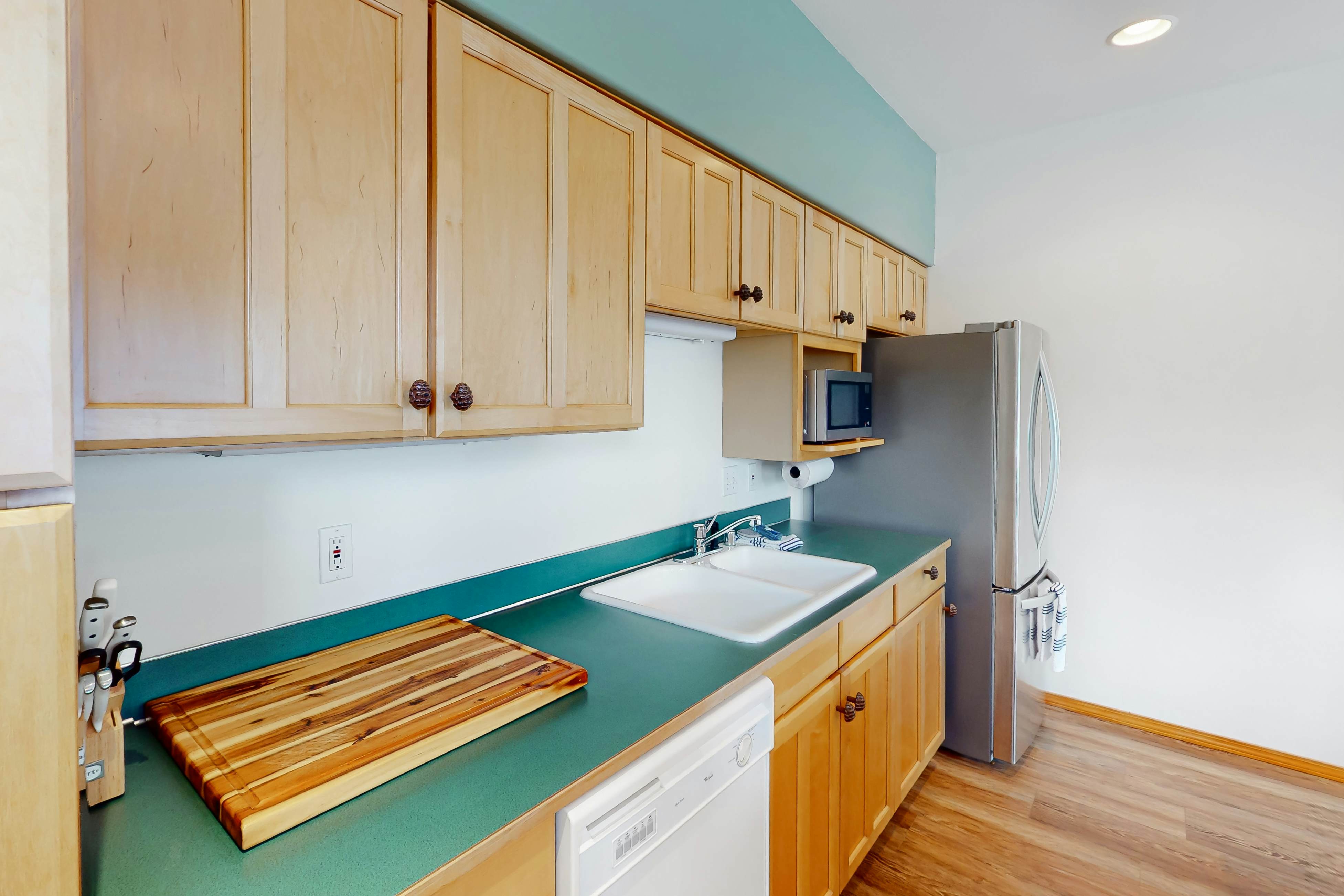 Lake Sutherland Retreat 1 BD Port Angeles, WA Vacation Rental Vacasa