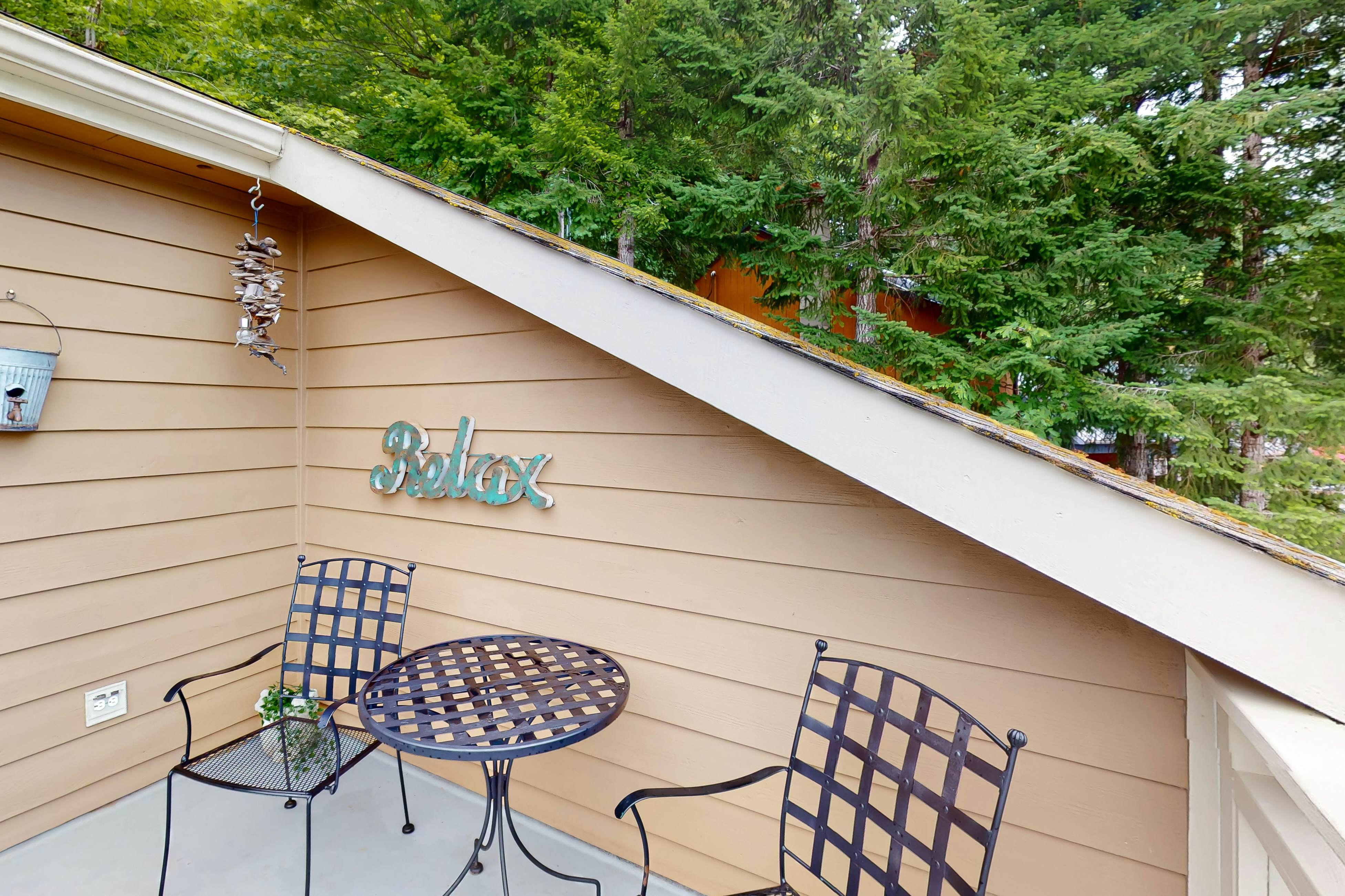 Lake Sutherland Retreat 1 BD Port Angeles, WA Vacation Rental Vacasa