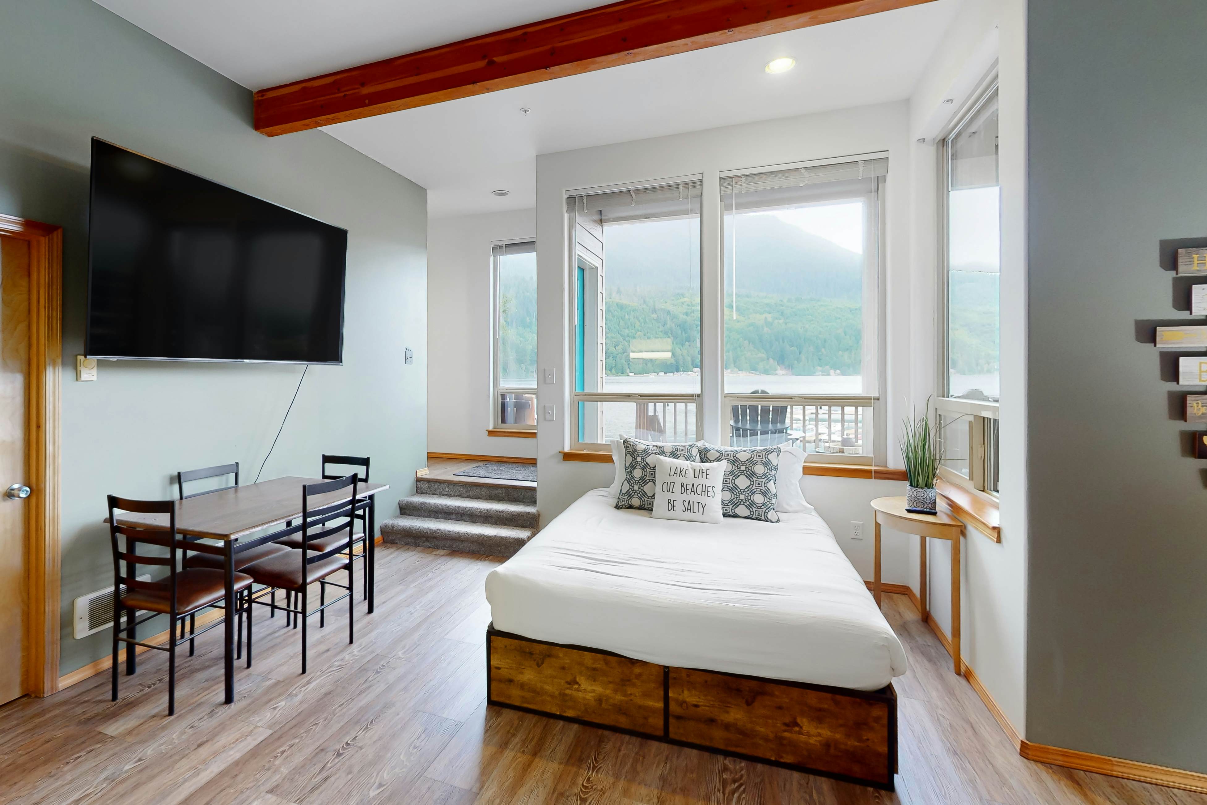 Lake Sutherland Retreat