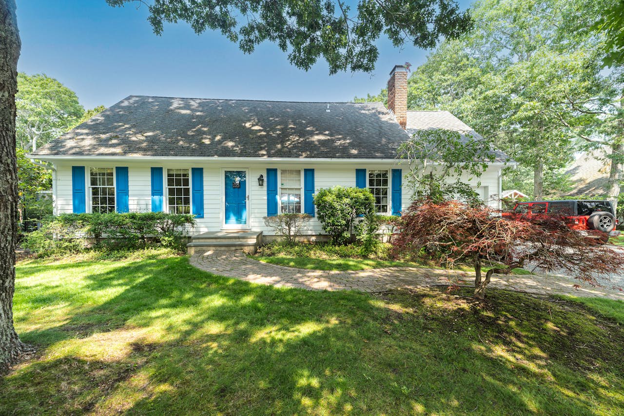 Bayside Memories 4 BD East Quogue, NY Vacation Rental Vacasa